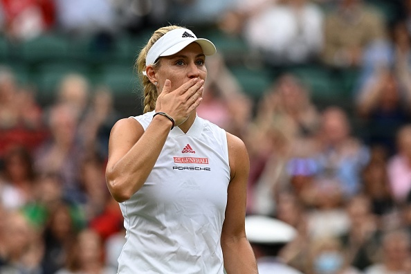 אנג'ליק קרבר