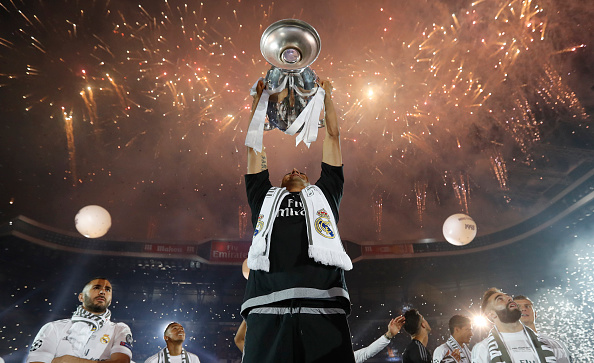 קיילור נבאס