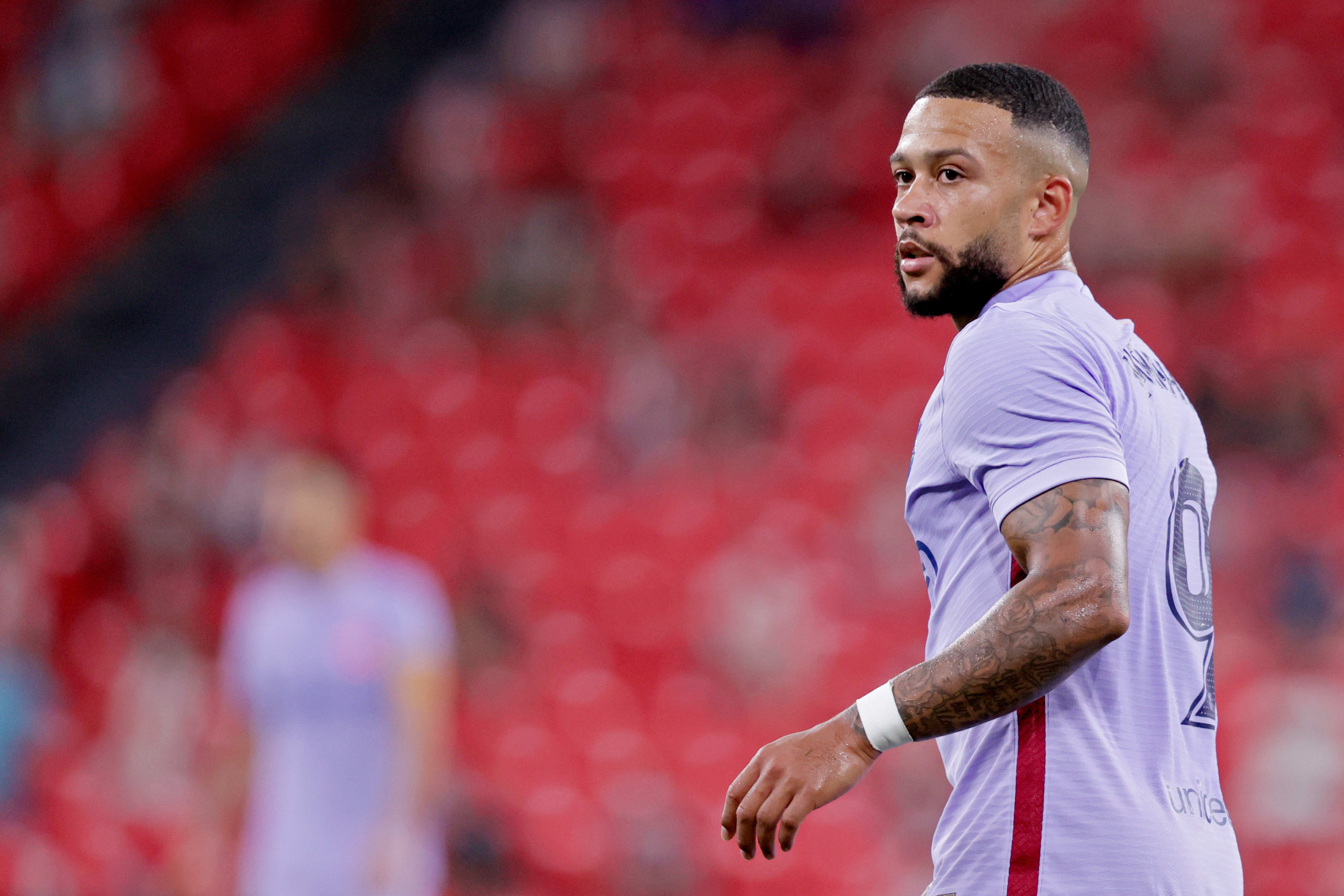 שחקן ברצלונה ממפיס דפאי