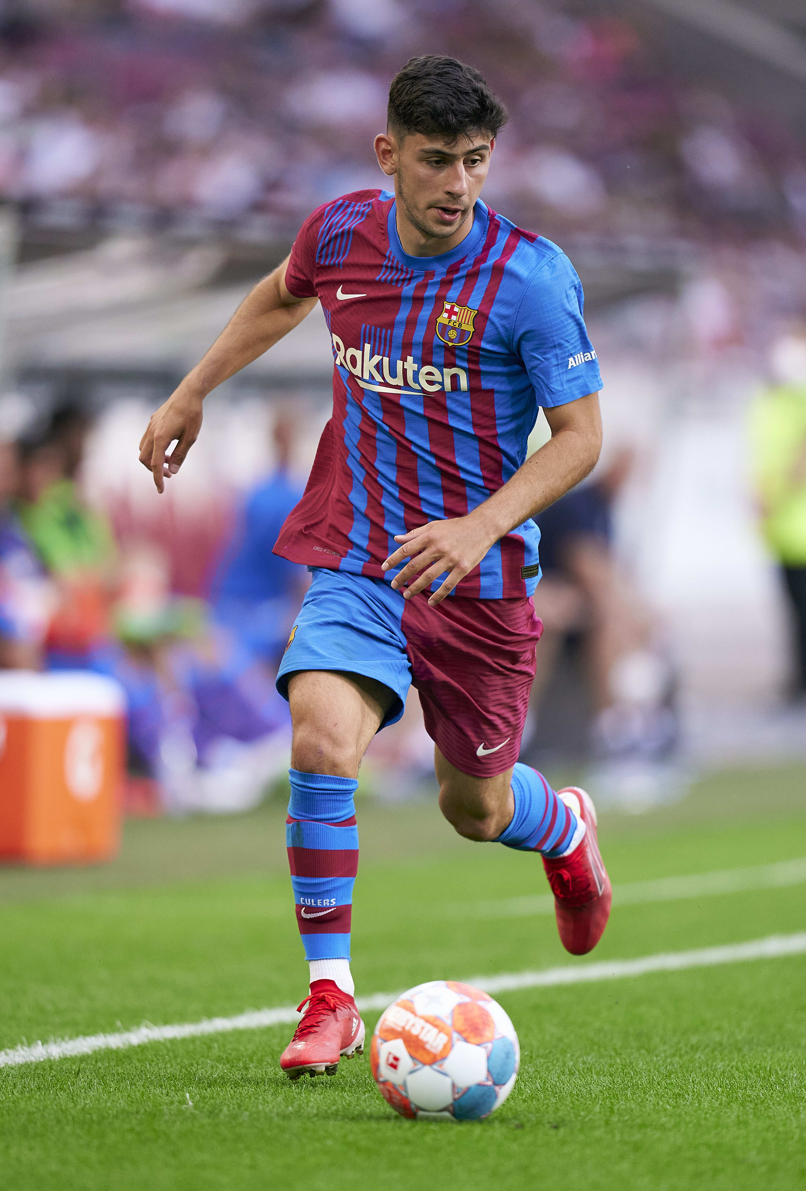 יוסוף דמיר שחקן ברצלונה