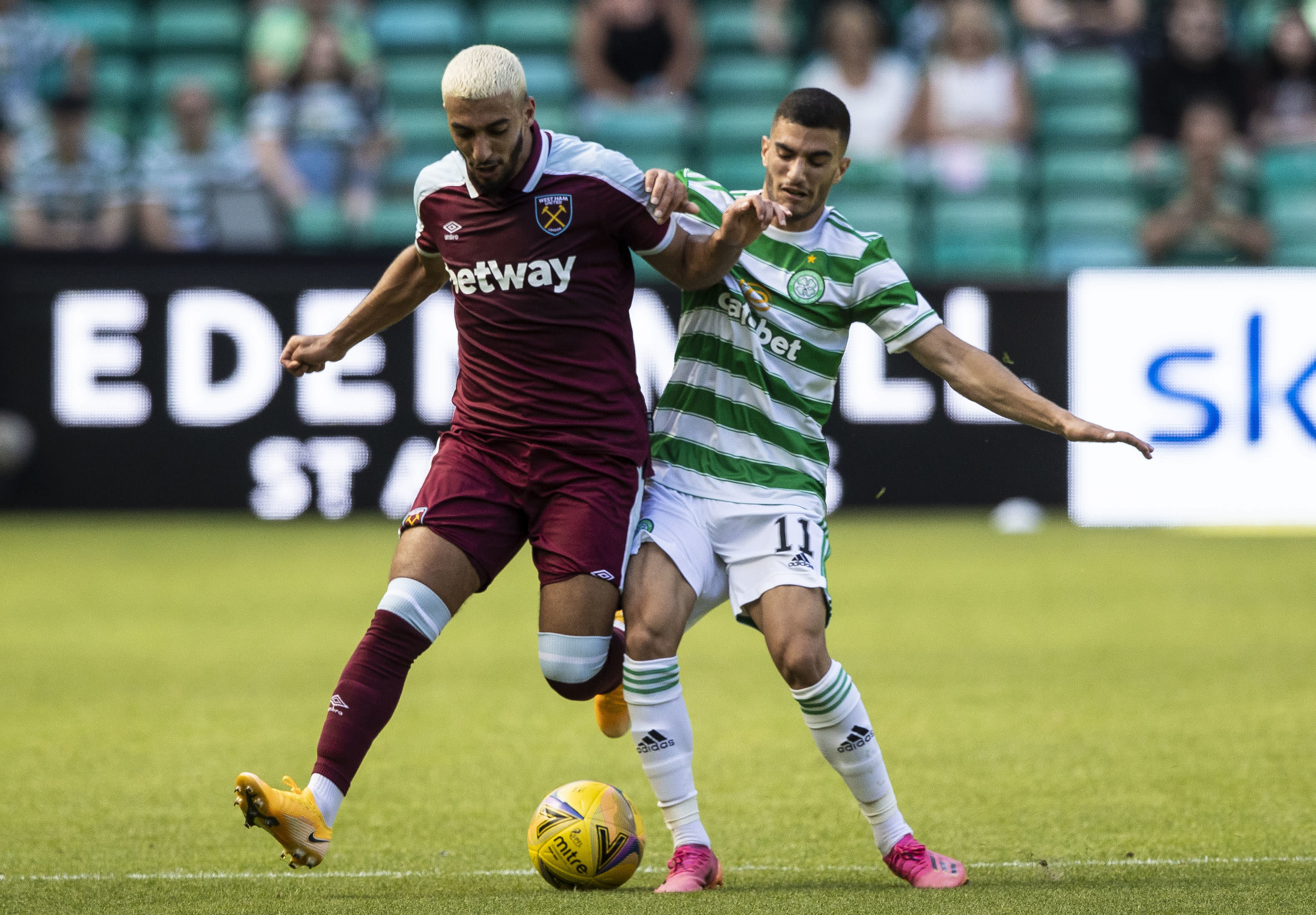 ליאל עבדה שחקן סלטיק מול סעיד בנרחמה שחקן ווסטהאם