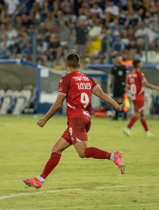 שחקן הפועל באר שבע איתי שכטר