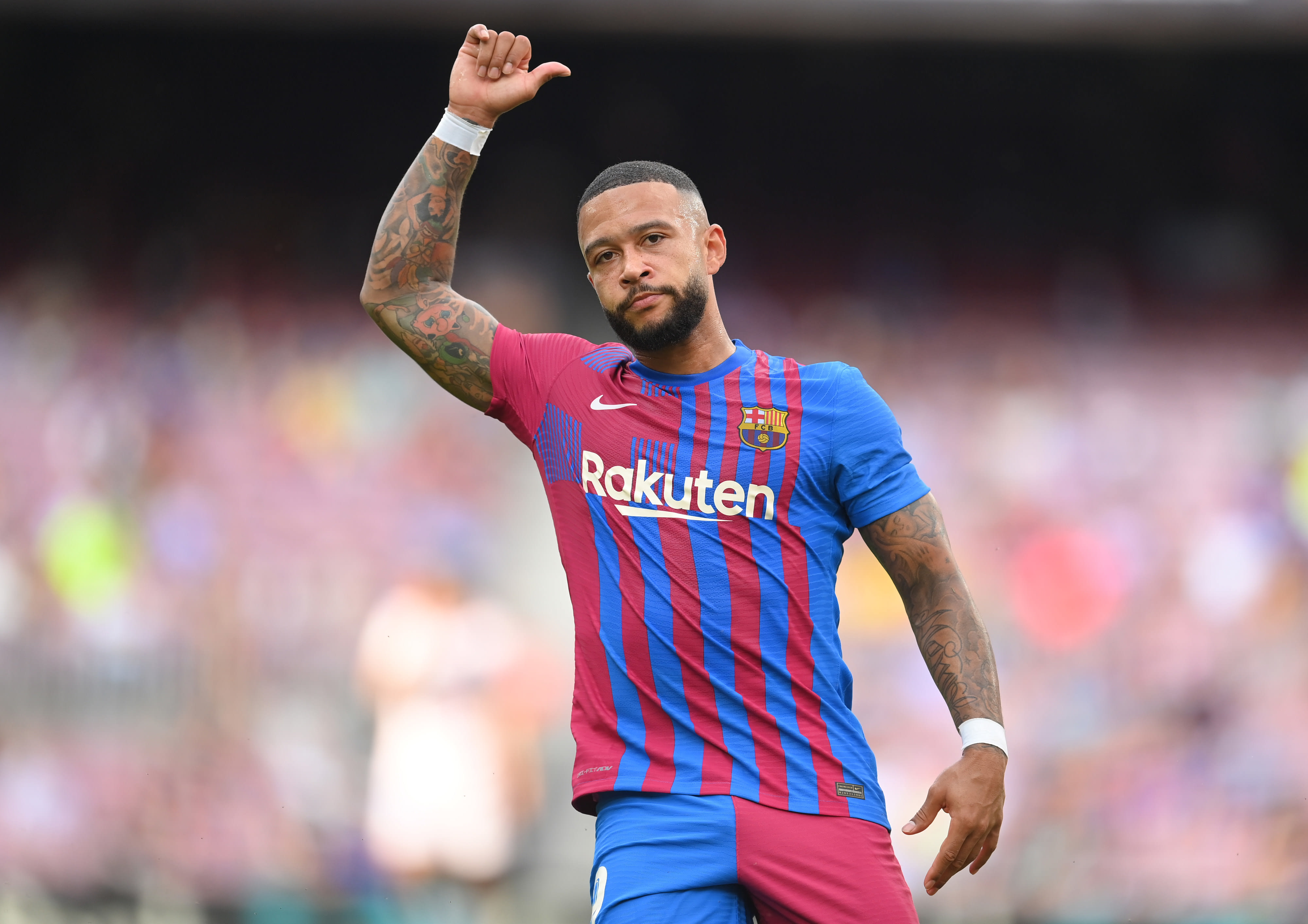 ממפיס דפאי שחקן ברצלונה