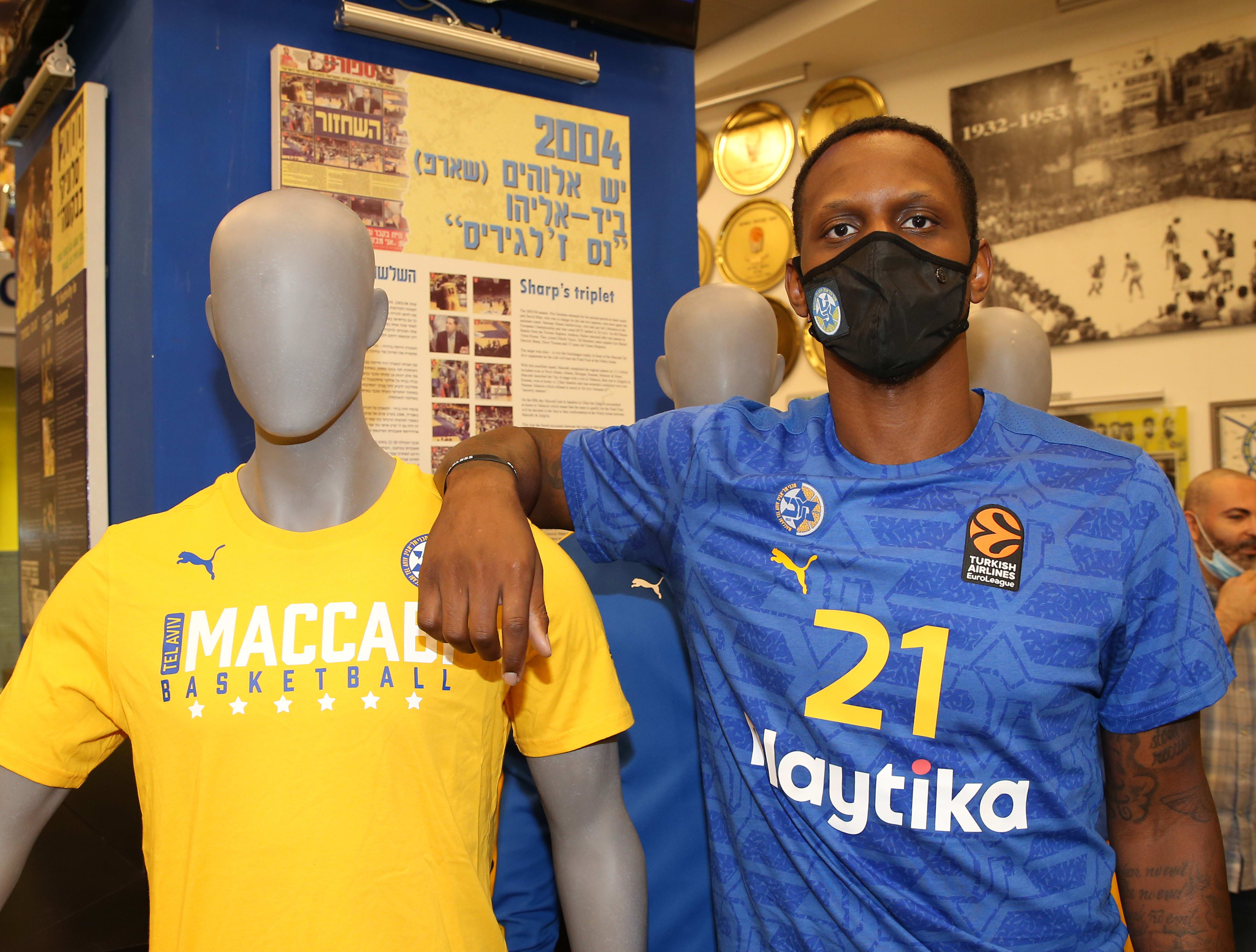 ג'יימס נאנלי שחקן מכבי תל אביב