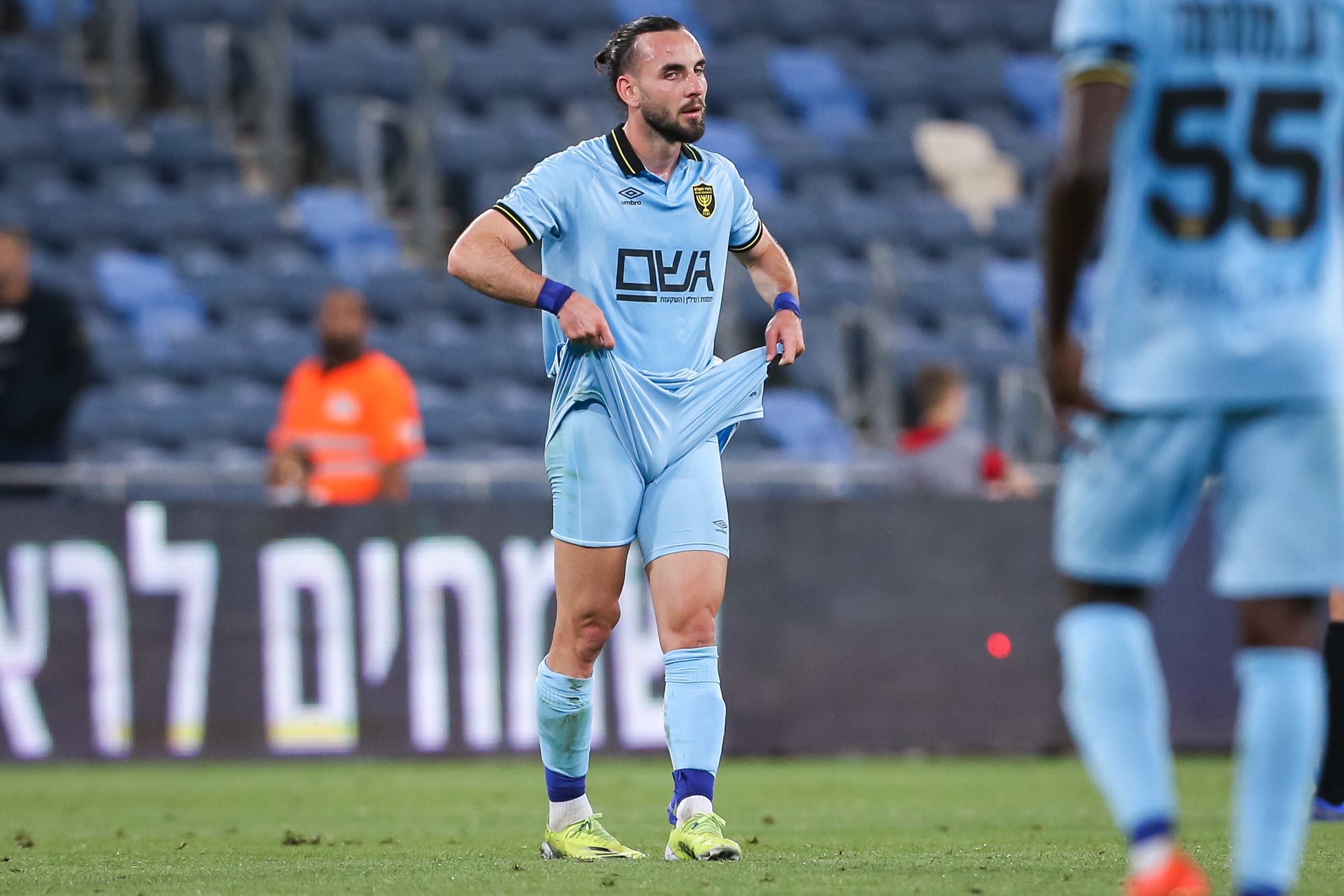 מרקו ינקוביץ' שחקן בית