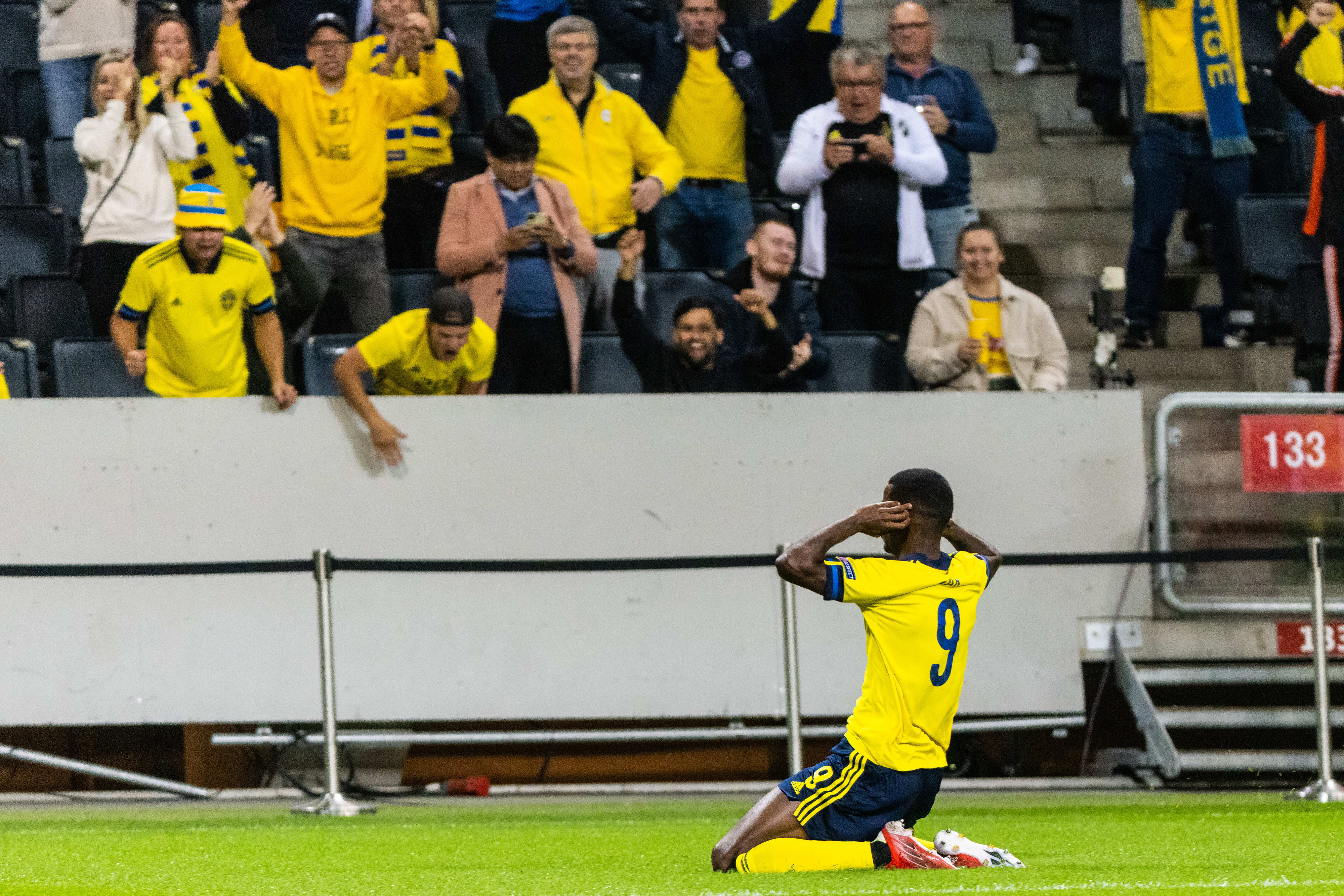 שחקן נבחרת שבדיה אלכסנדר איסק