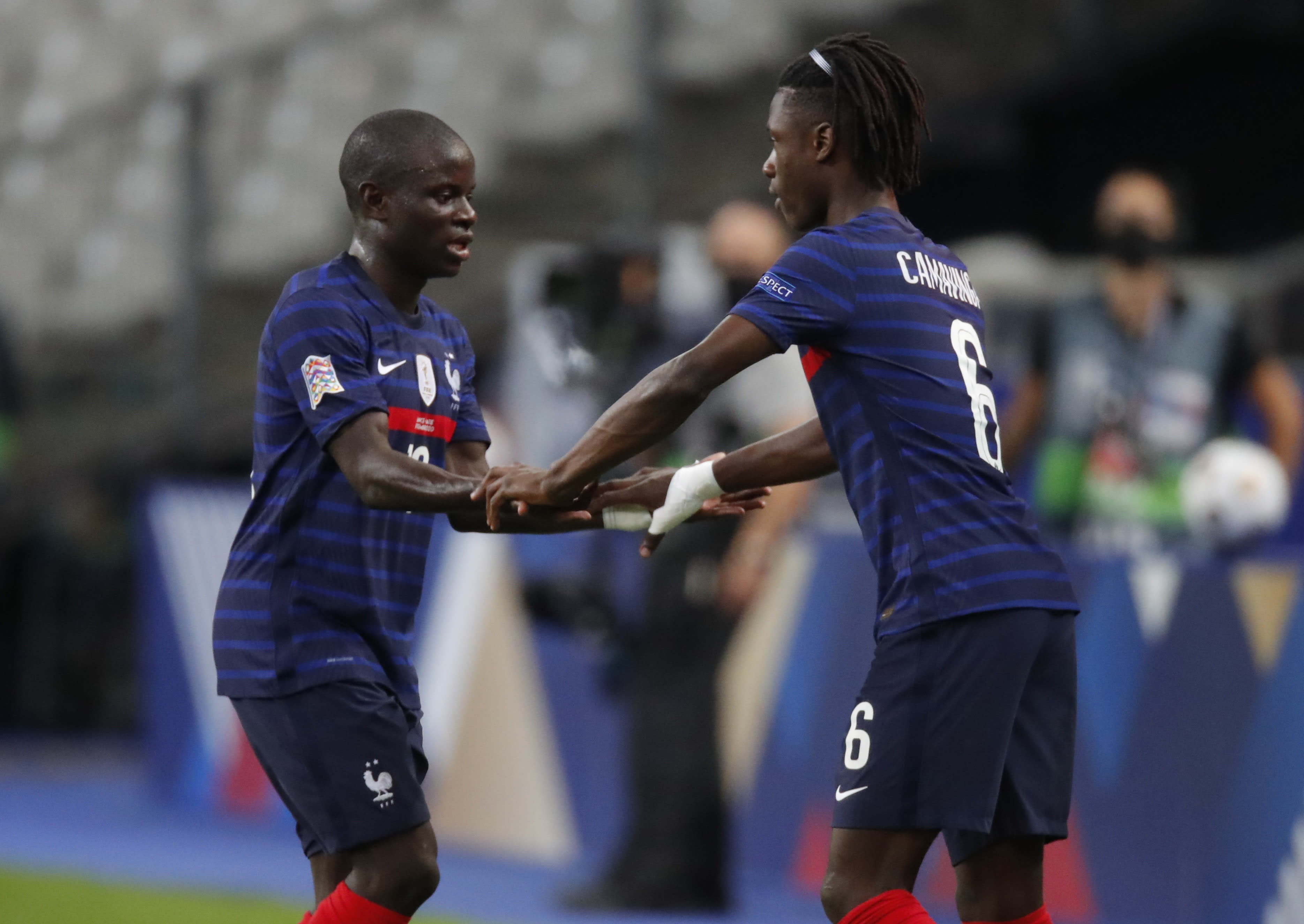 אדוארדו קמאבינגה נכנס להופעת בכורה במדי נבחרת צרפת במקום אנגולו קאנטה