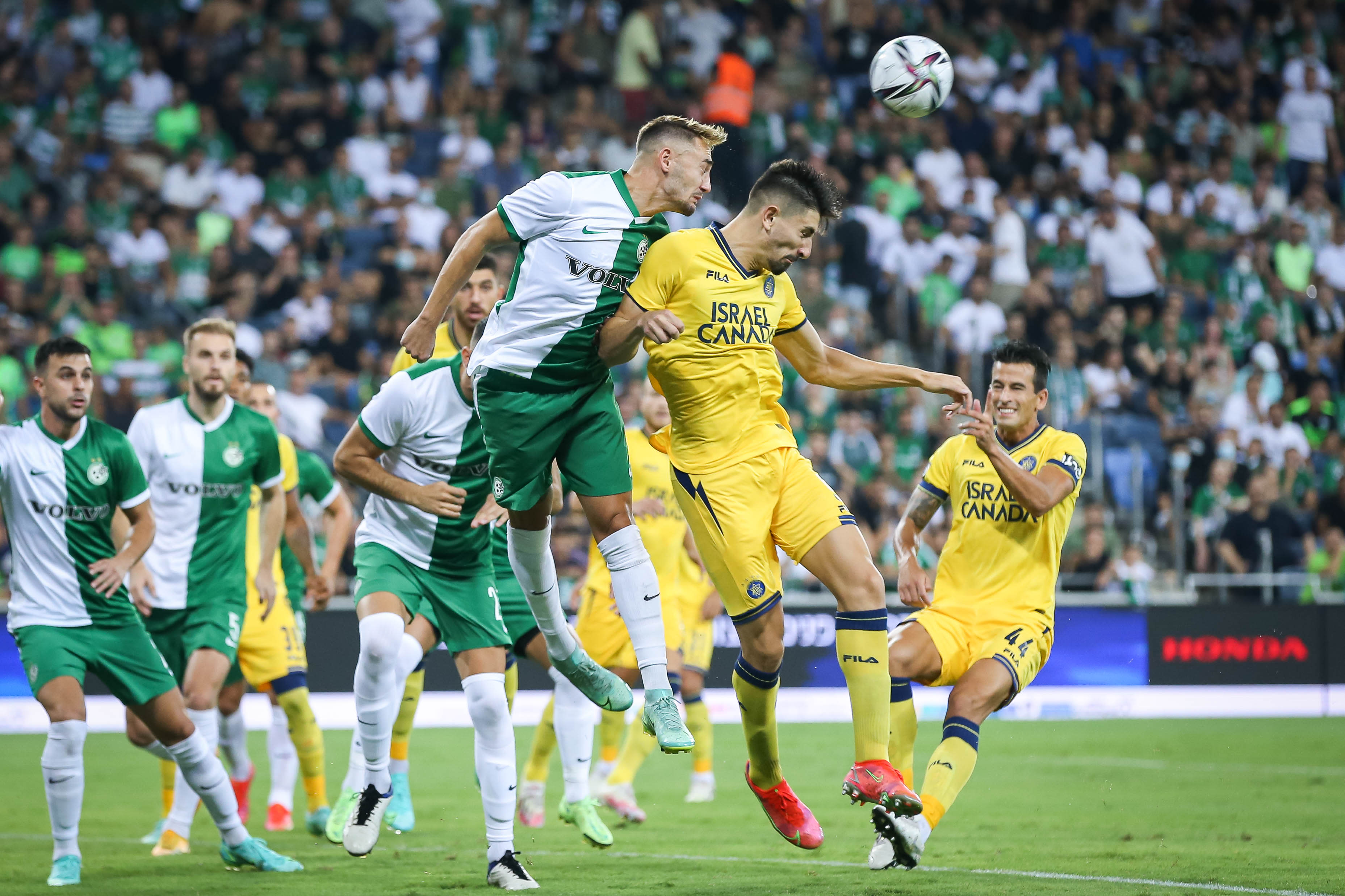 עומר אצילי מכבי חיפה מול עידן נחמיאס מכבי תל אביב