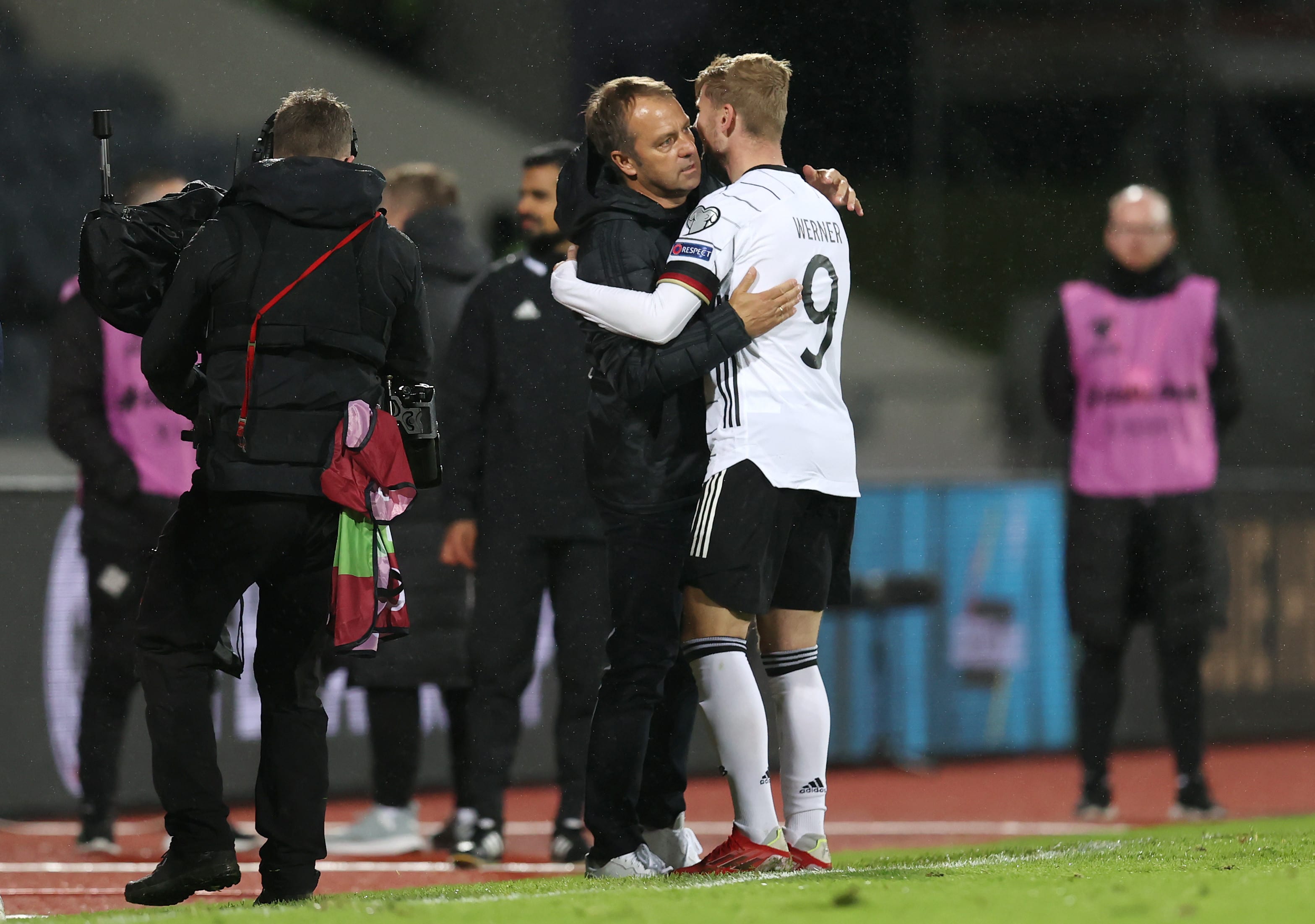 הנזי פליק חוגג עם טימו ורנר