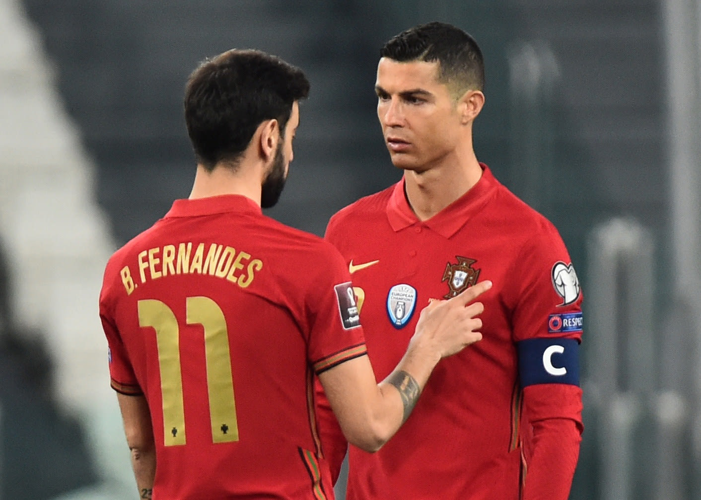 כריסטיאנו רונאלדו שחקן נבחרת פורטוגל עם ברונו פרננדש