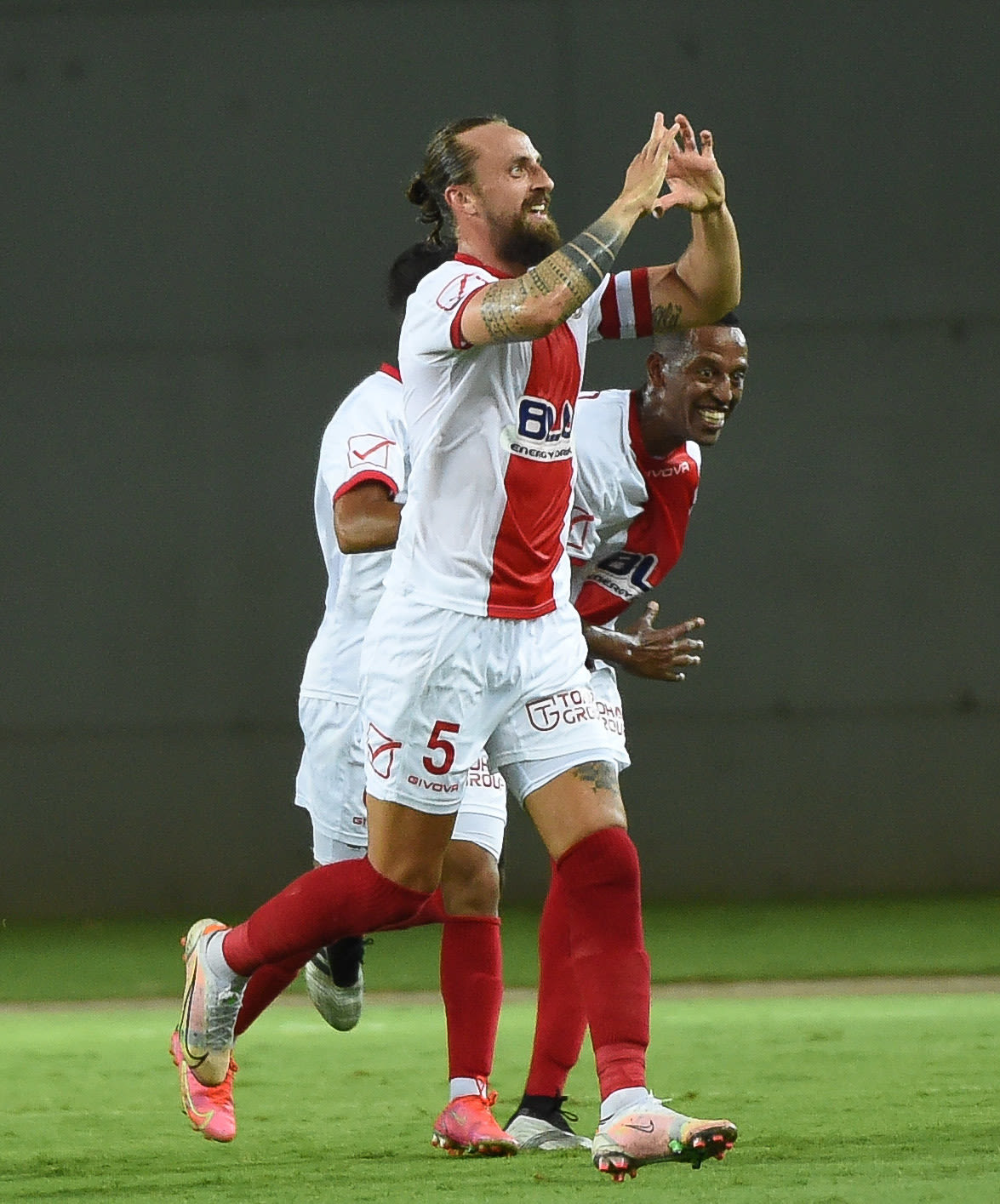 ג'ניה ברקמן שחקן הפועל נוף הגליל חוגג שער