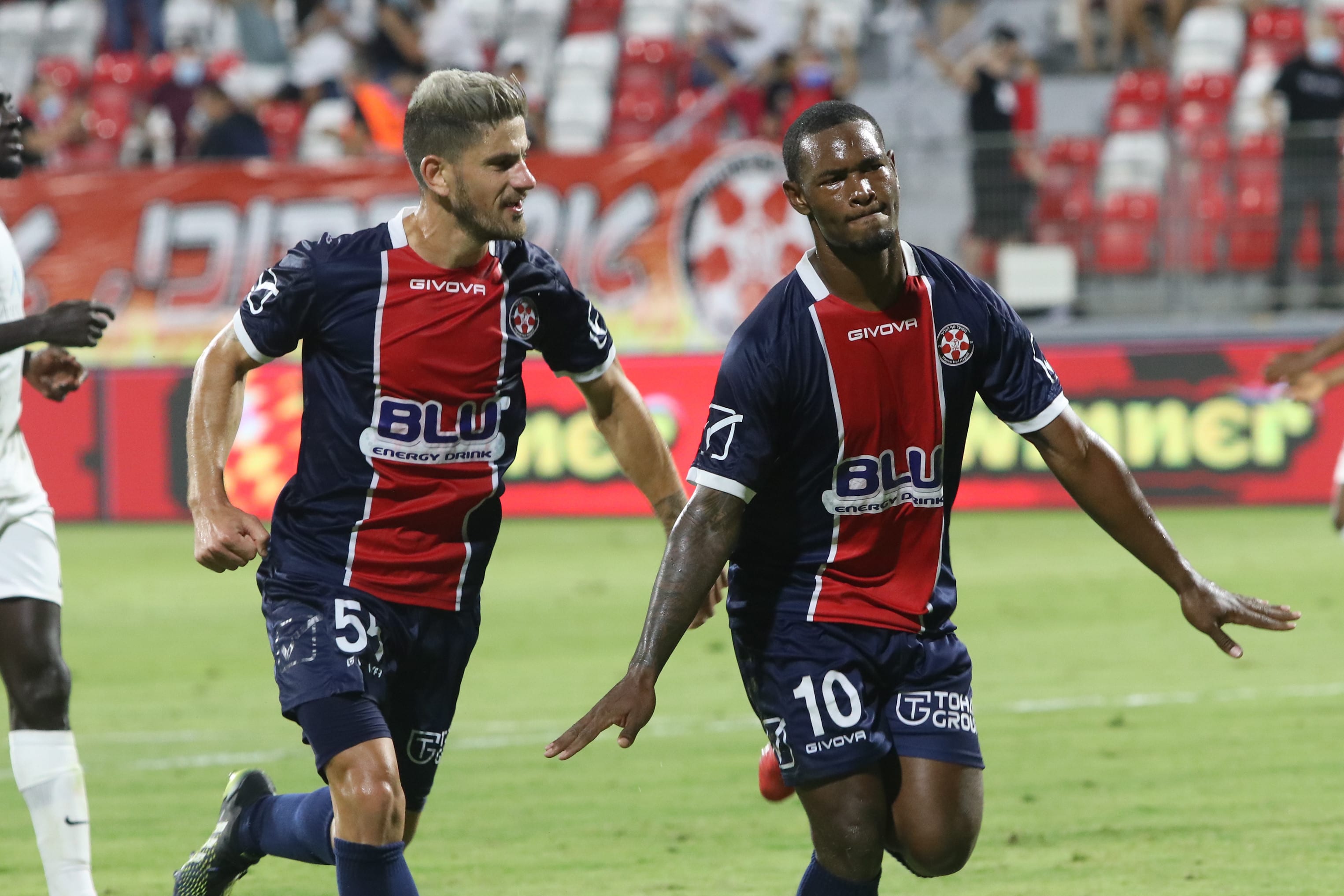 שחקן הפועל נוף הגליל קוון פרייטר חוגג שער