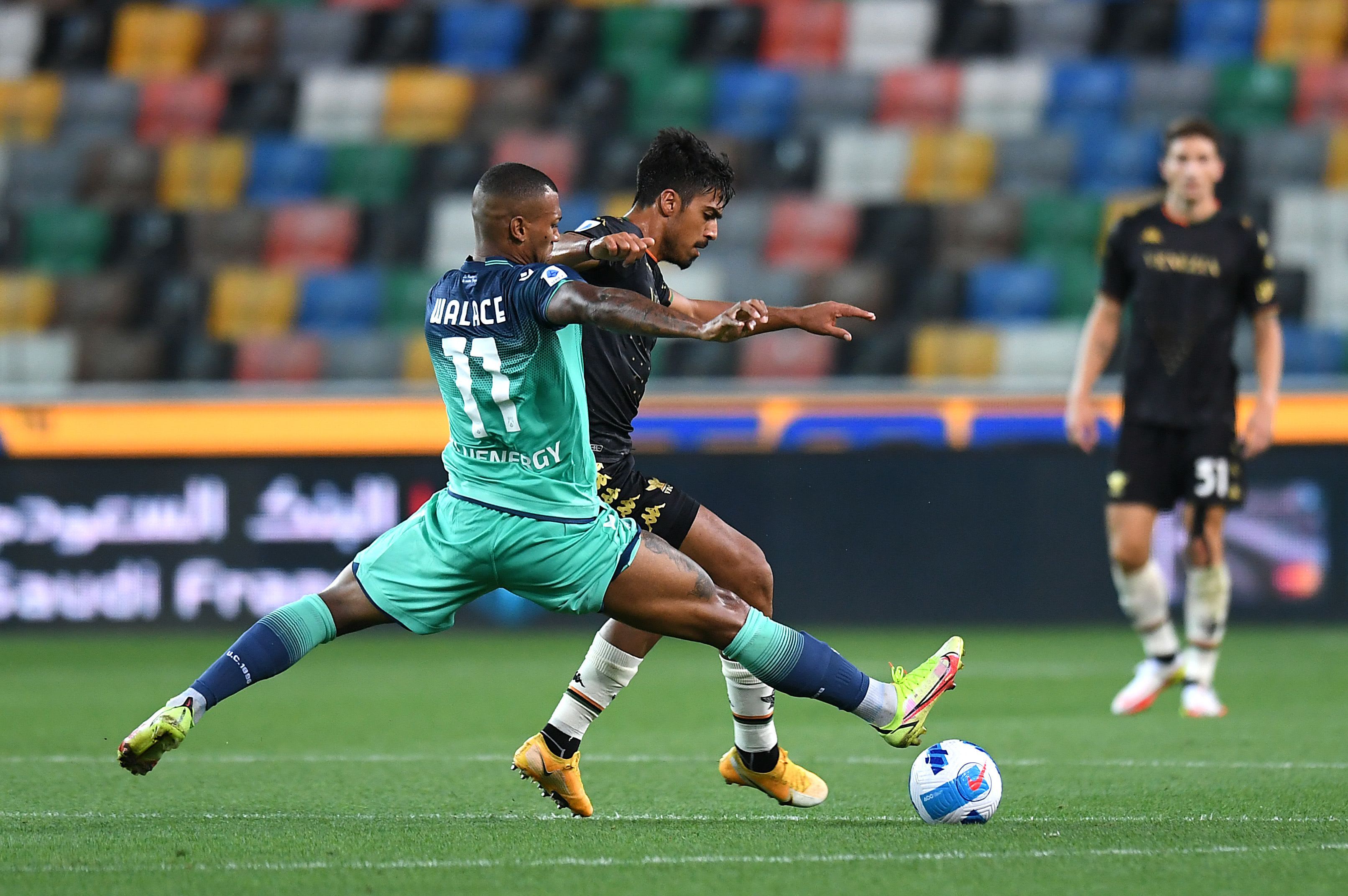 דור פרץ שחקן ונציה מול וואלאס שחקן אודינזה