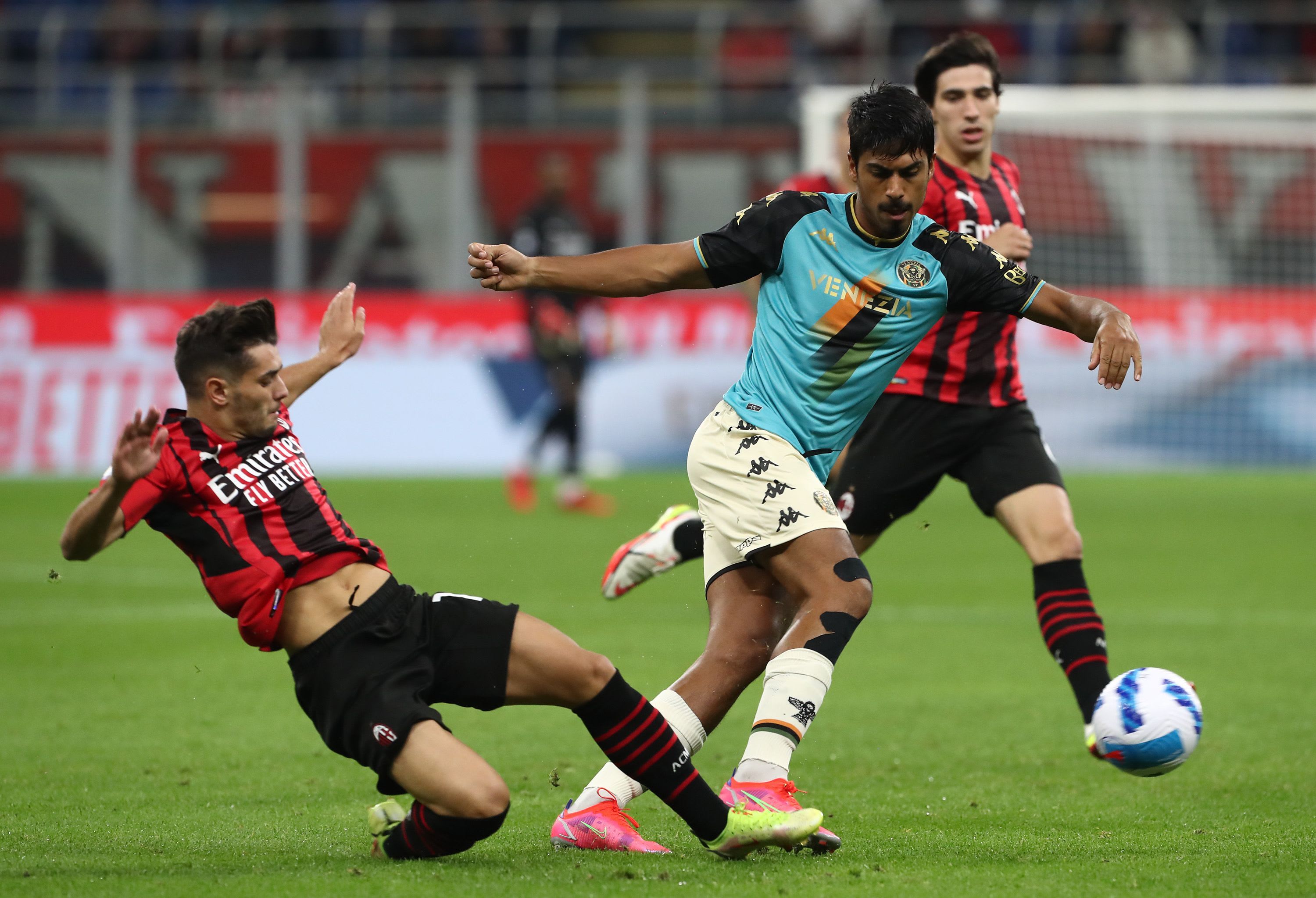 דור פרץ ונציה, בראהים דיאס, מילאן