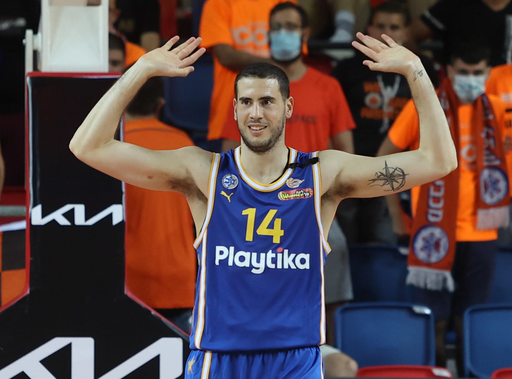 עוז בלייזר שחקן מכבי תל אביב