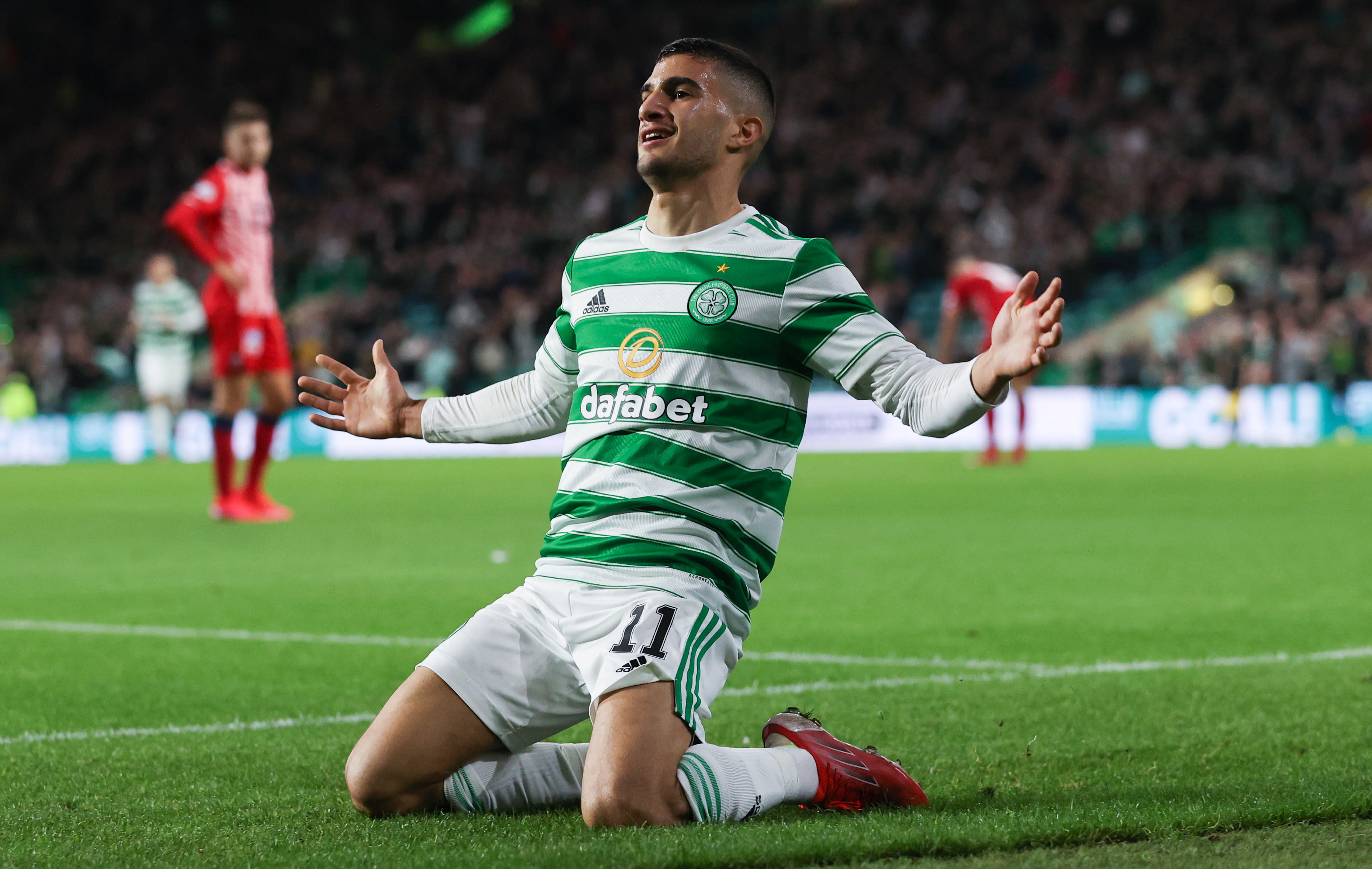 ליאל עבדה שחקן סלטיק חוגג שער