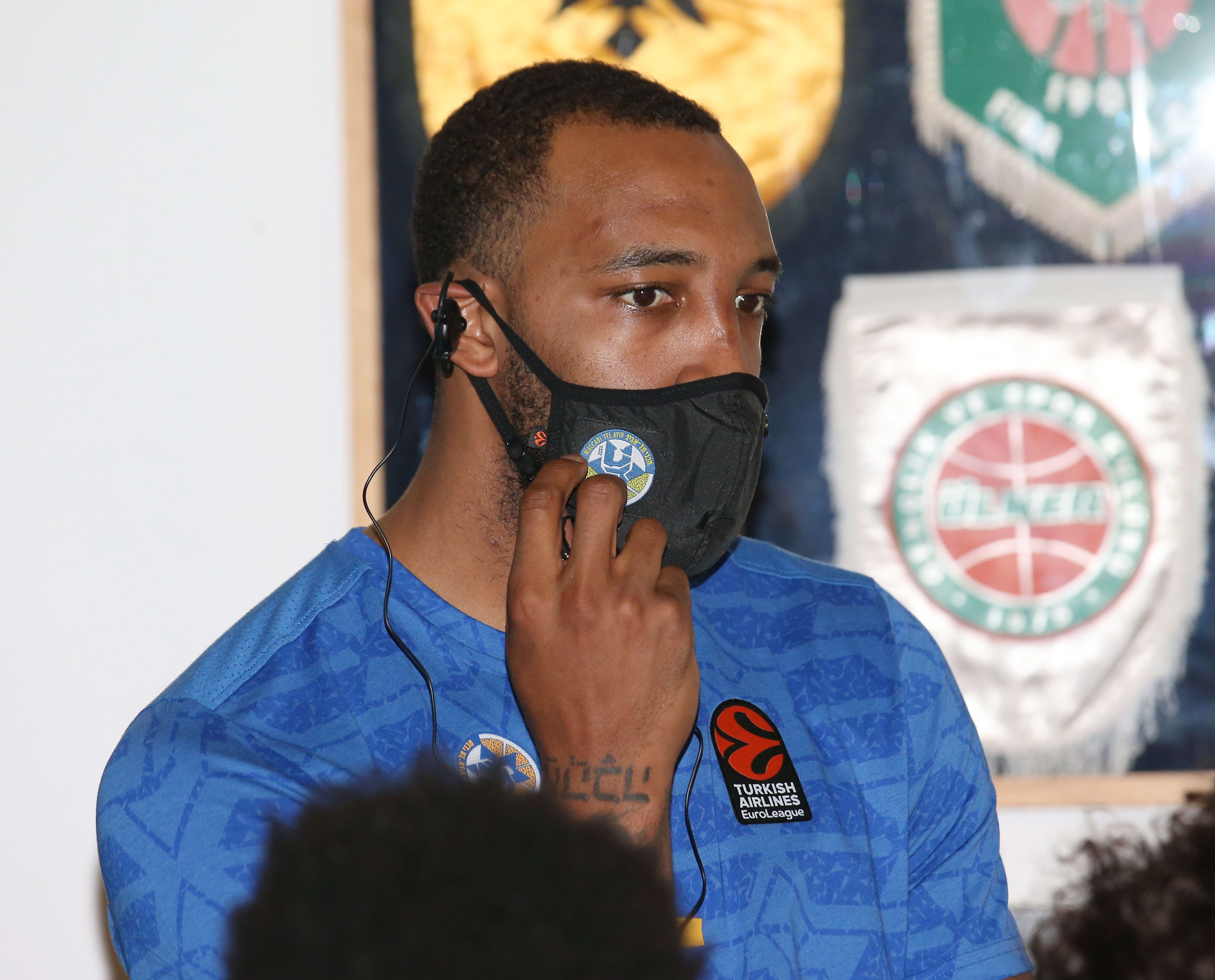 דרק וויליאמס שחקן מכבי תל אביב