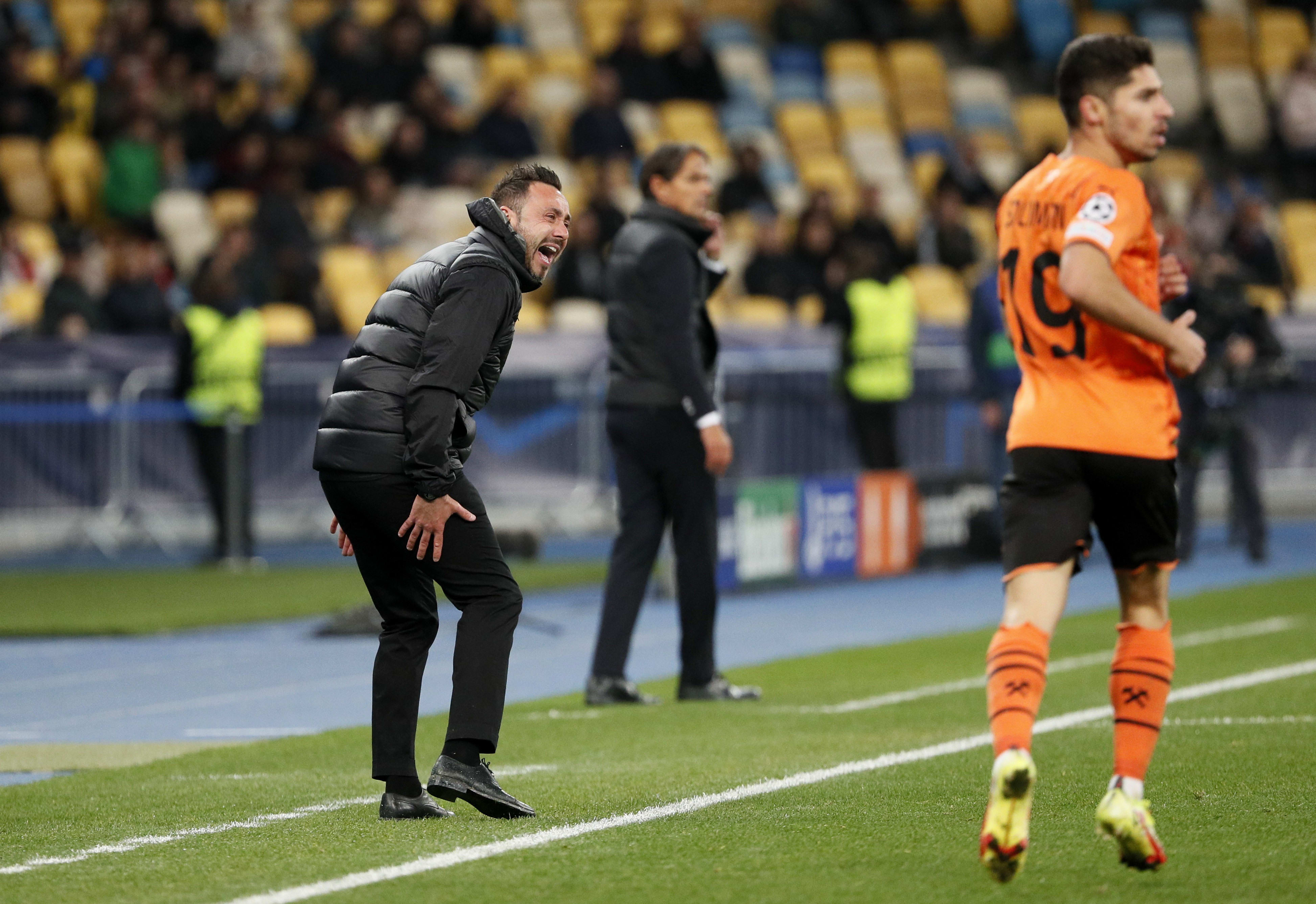 מנור סולומון עם מאמן שחטאר דונייצק רוברטו דה זרבי