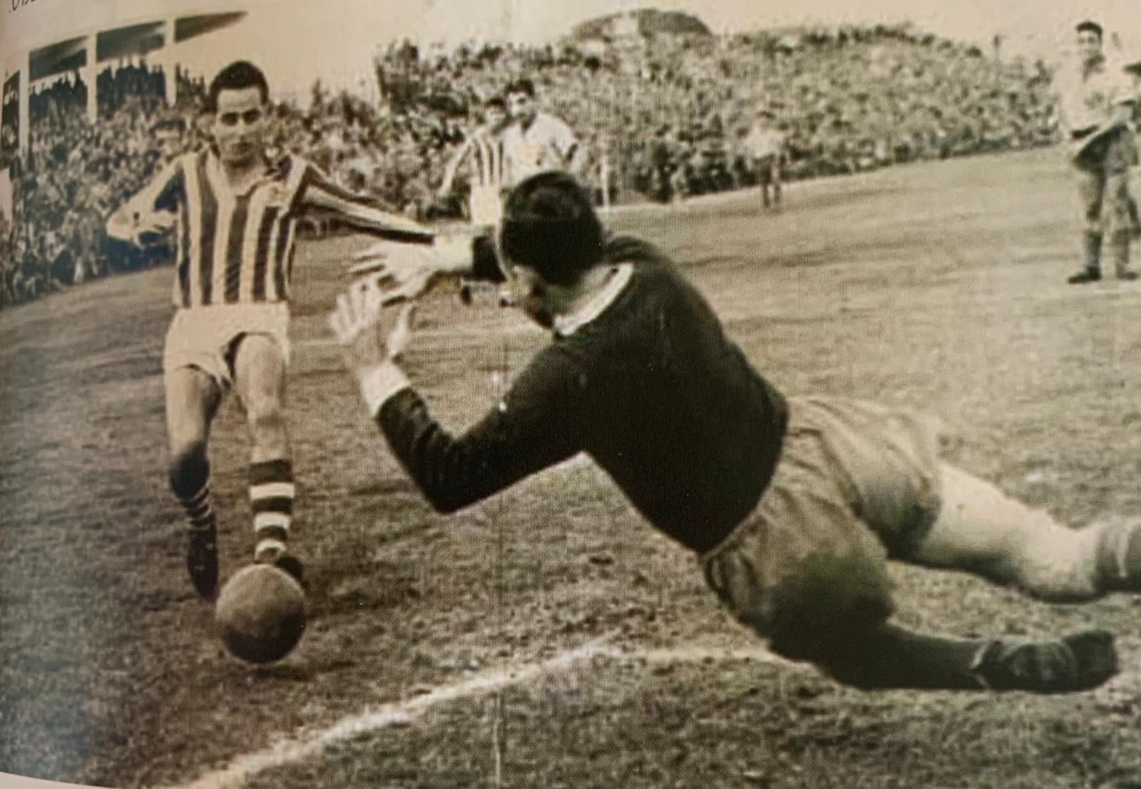 אשר בלוט מול אברהם בנדורי