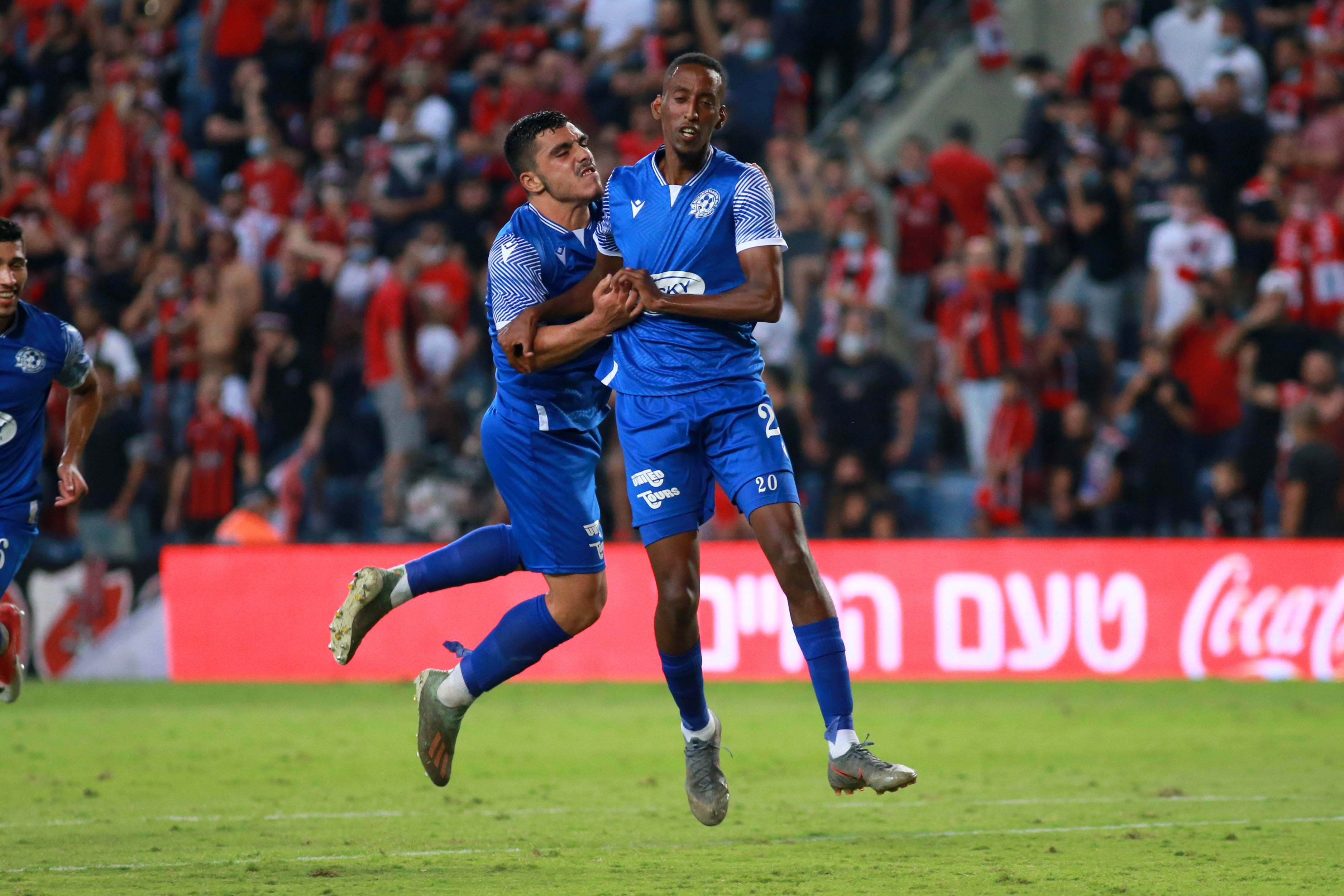 שחקני מכבי פתח תקוה, שלו דניאל, איתן אזולאי