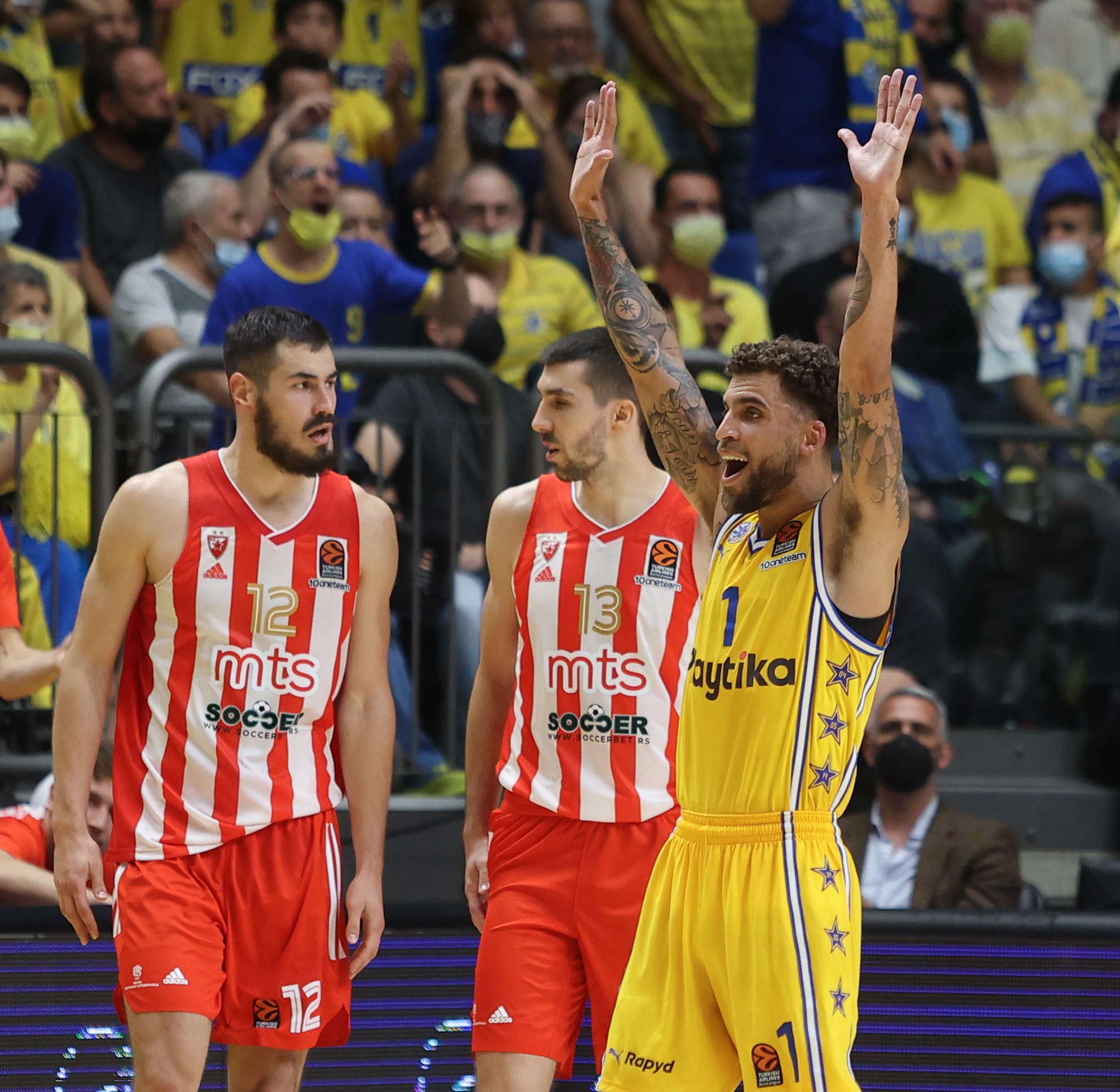 סקוטי ווילבקין שחקן מכבי תל אביב מול הכוכב האדום בלגרד