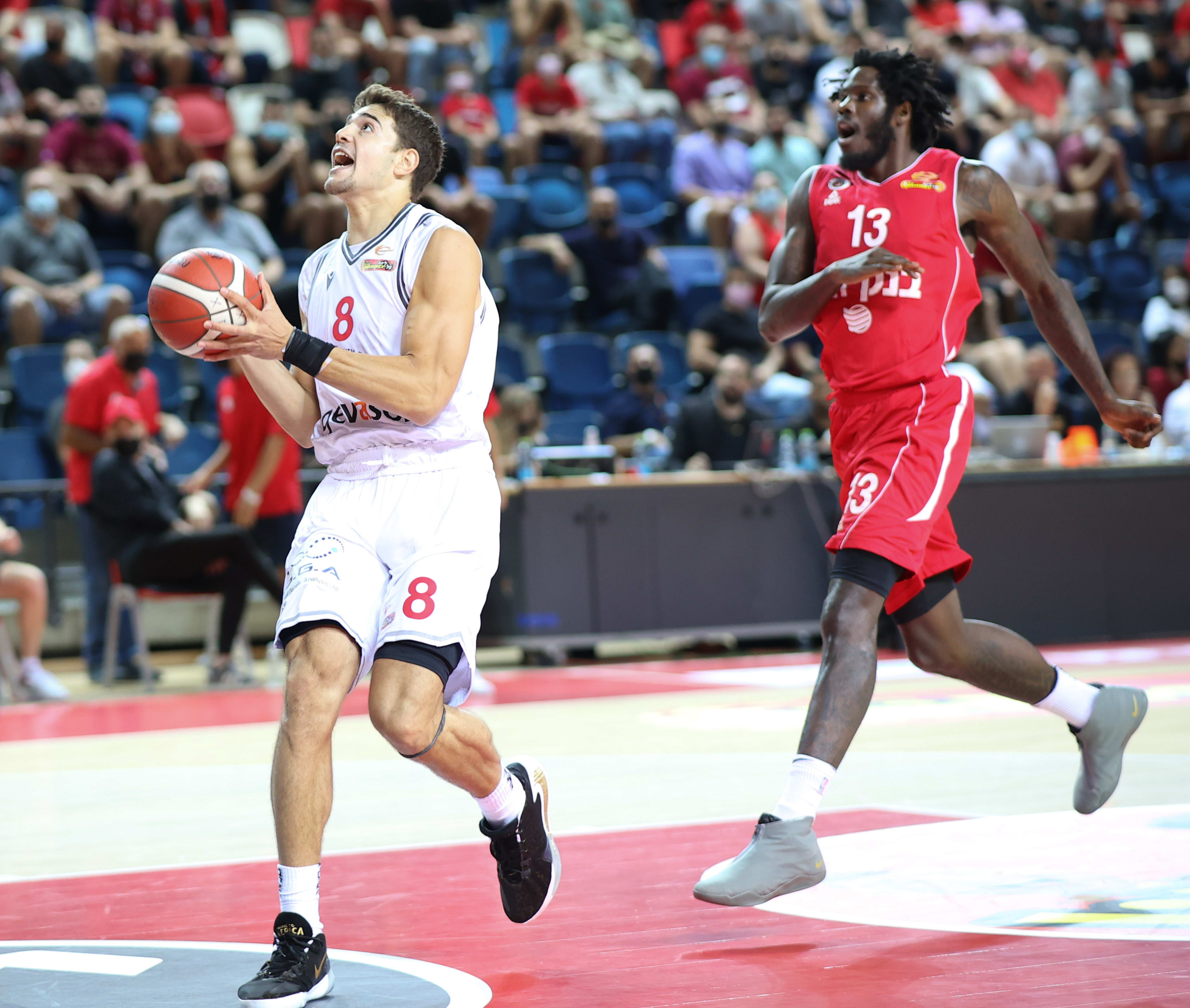 יותם חנוכי שחקן גלבוע/גליל