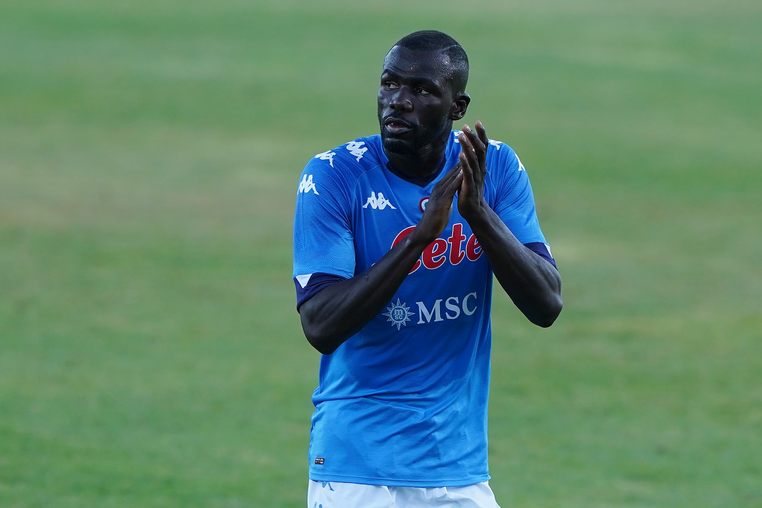 Кулибали боруссия. Coulibaly футболист. Сумайла кулибали. Боруссия дортмунд и локомотив. Кулибали боруссия.