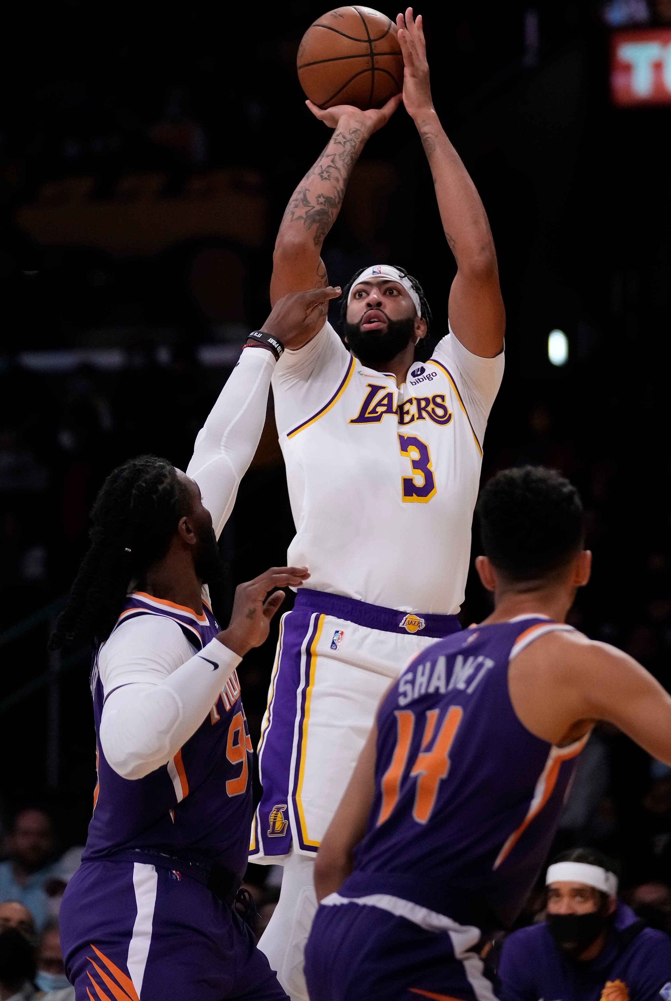 אנתוני דייויס לוס אנג'לס לייקרס