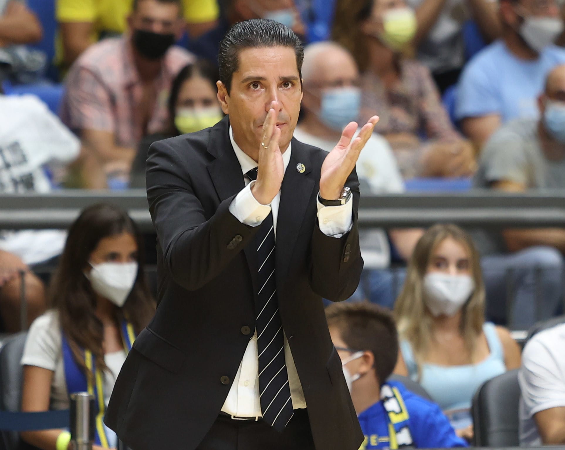 יאניס ספרופולוס מאמן מכבי תל אביב