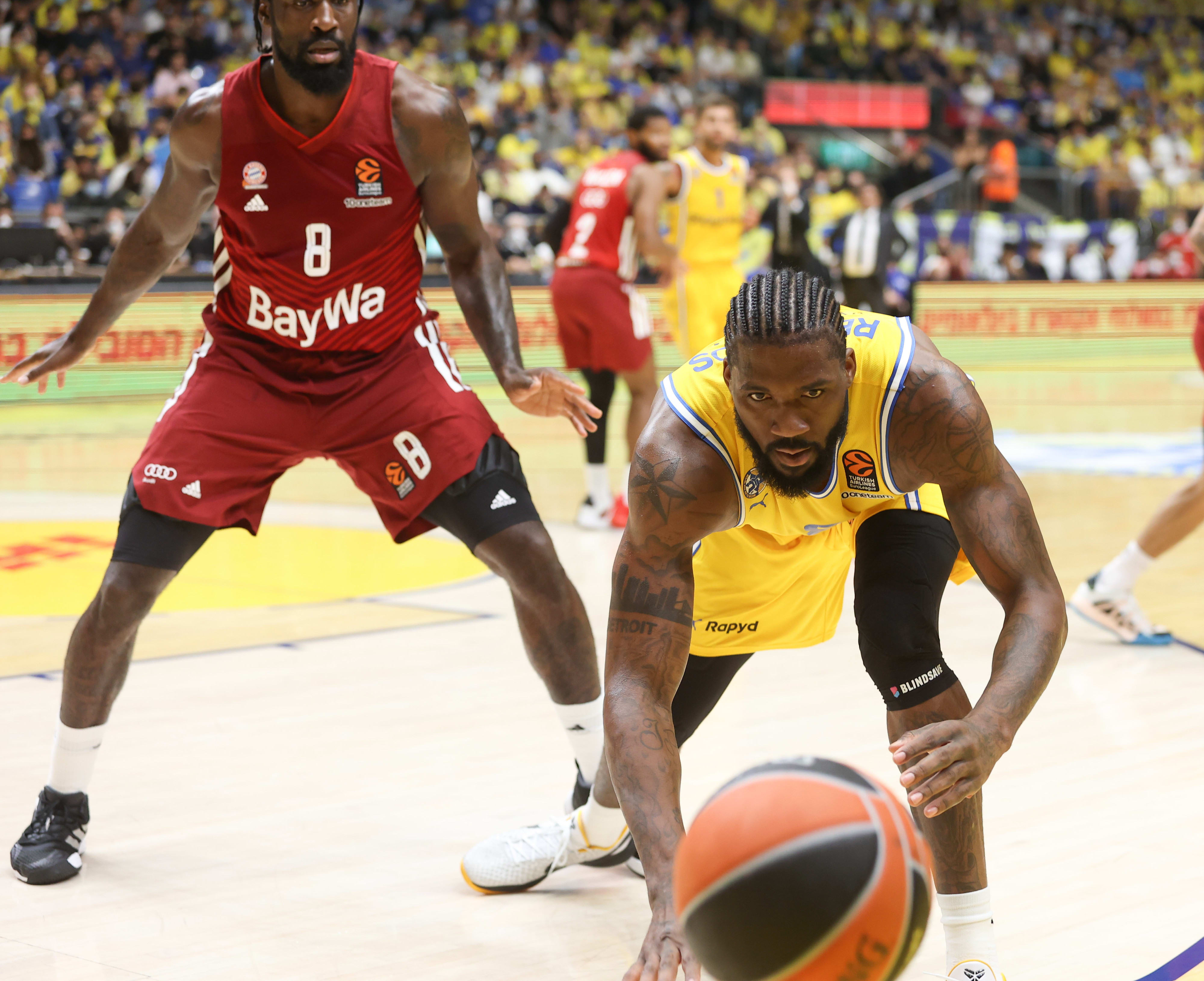 שחקן מכבי תל אביב ג'יילן ריינולדס