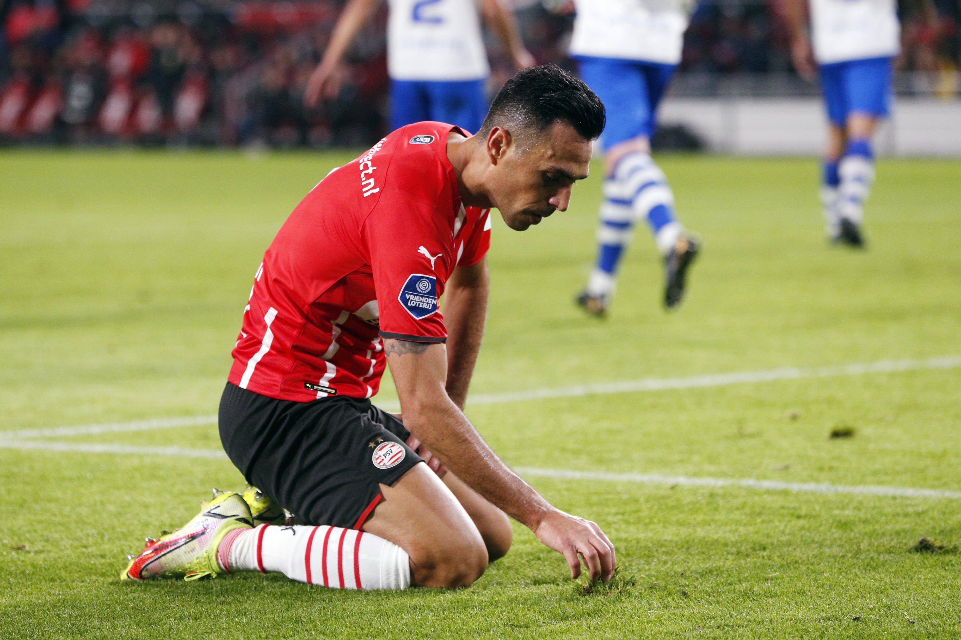 שחקן פ.ס.וו איינדהובן ערן זהבי