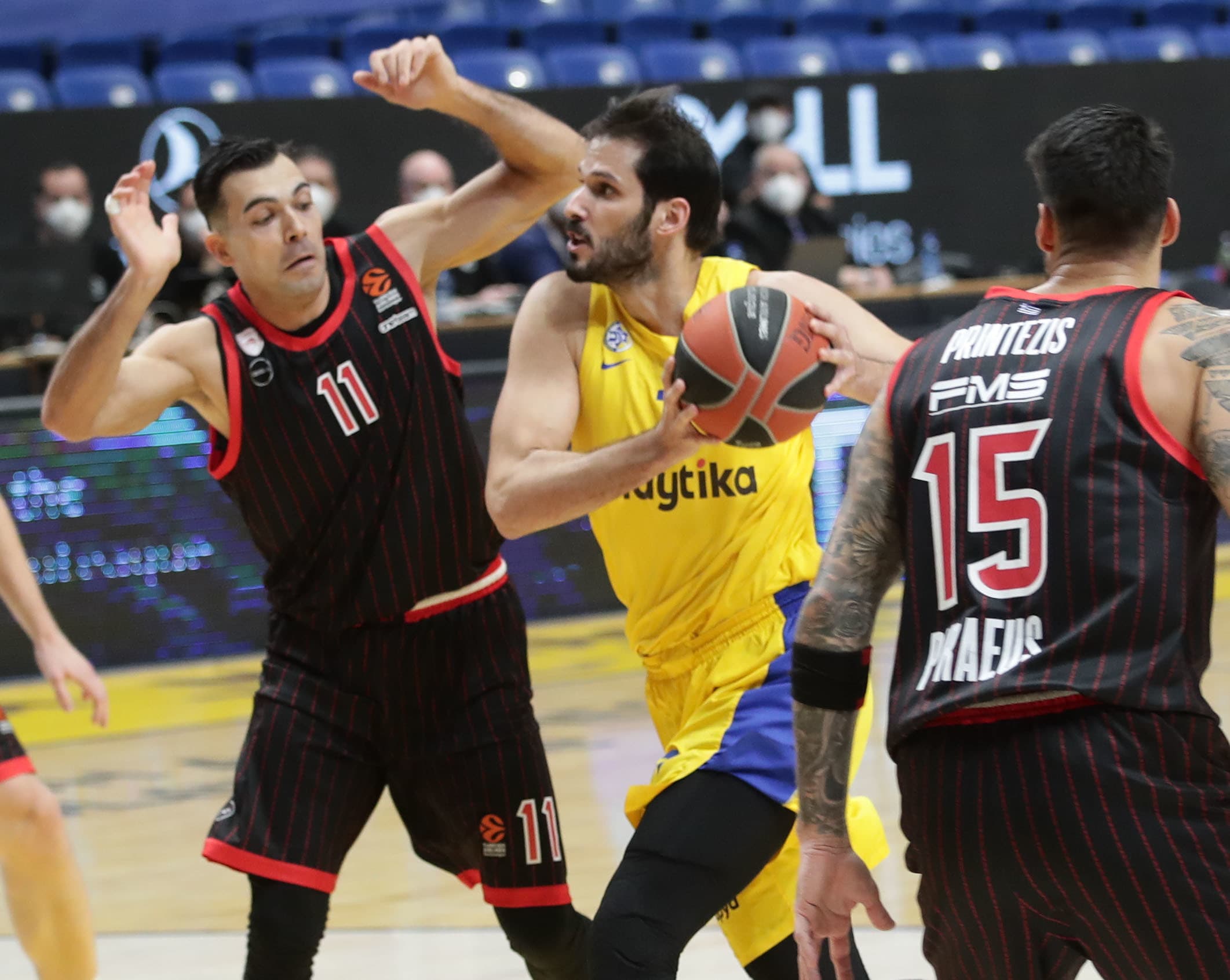 עומרי כספי מכבי תל אביב מול קוסטס סלוקאס אולימפיאקוס