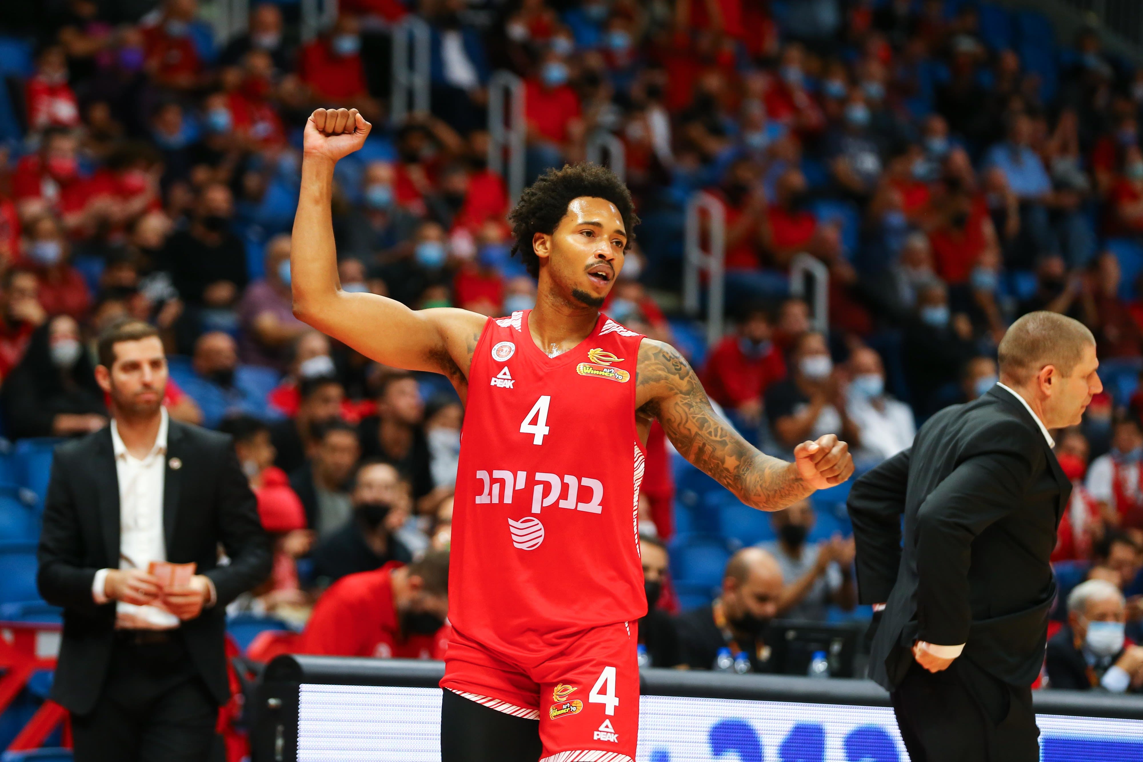 שחקן הפועל ירושלים ג'יילן אדאמס