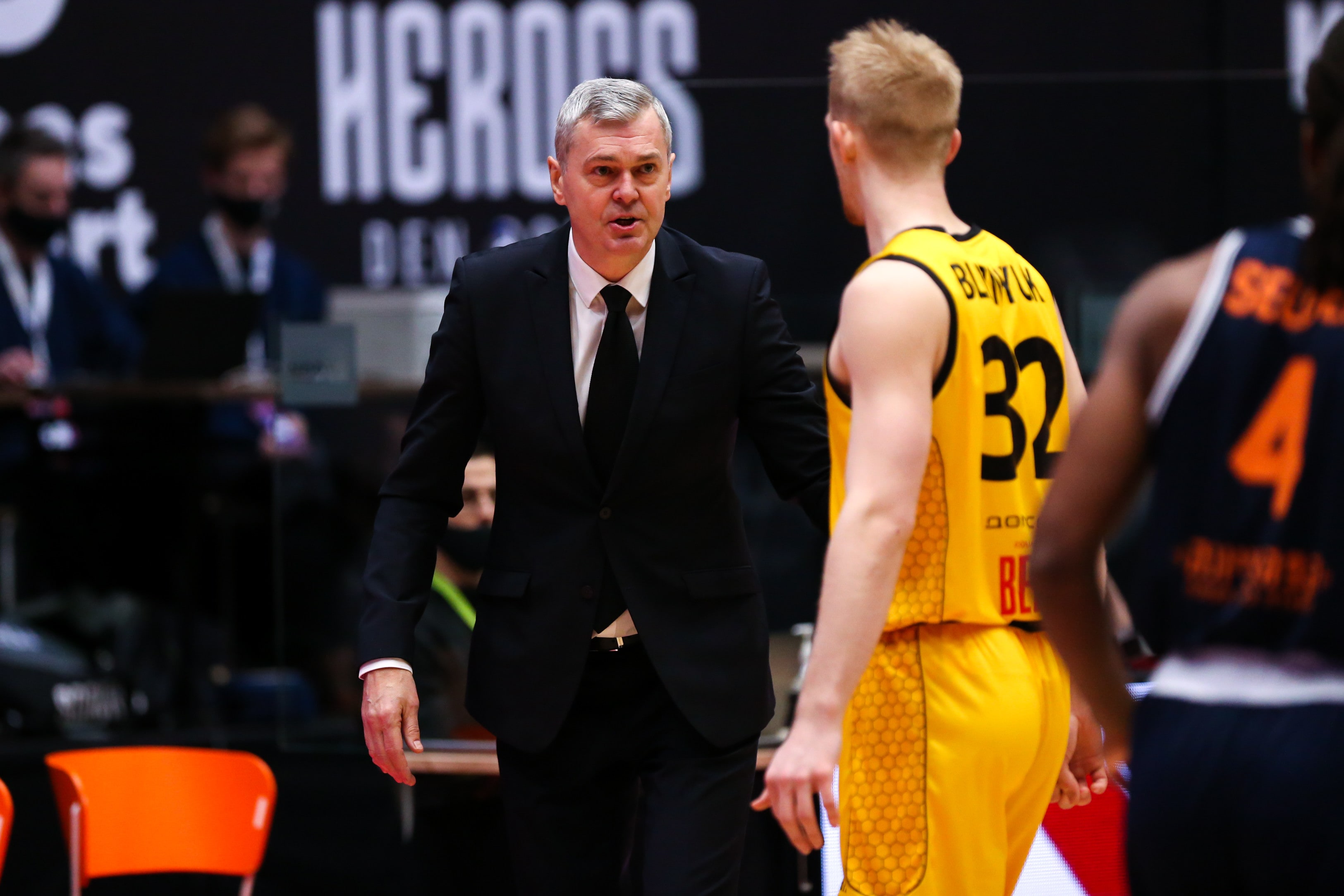 איינרס בגאצקיס, מאמן קייב באסקט