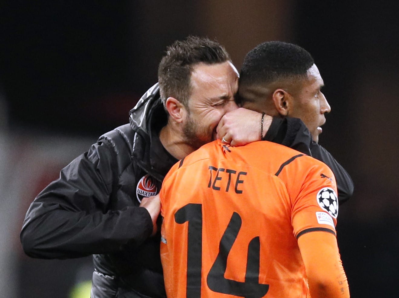 רוברטו דה זרבי עם טטה, שחטאר דונייצק