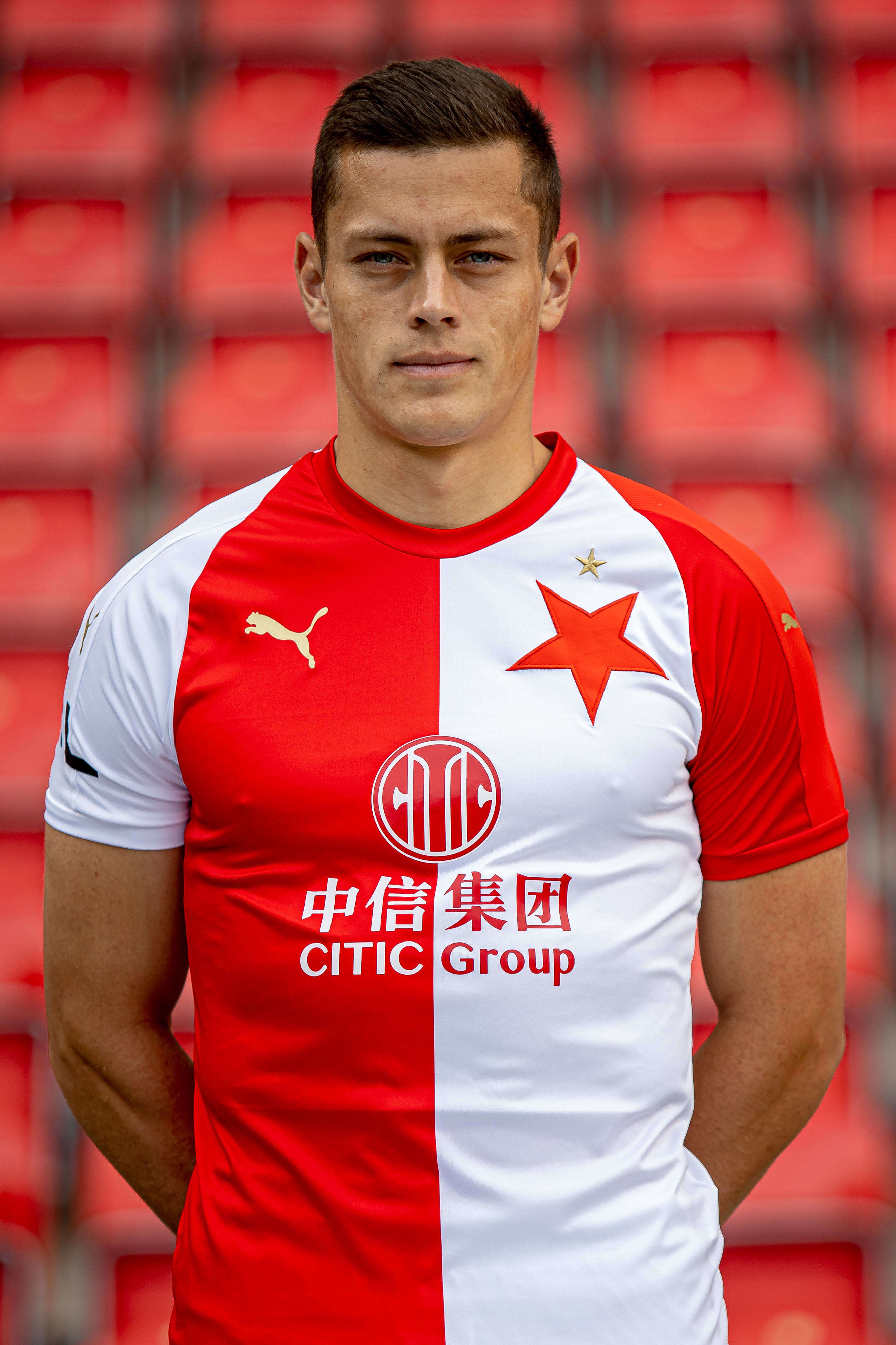 תומאש הולש, שחקן סלביה פראג