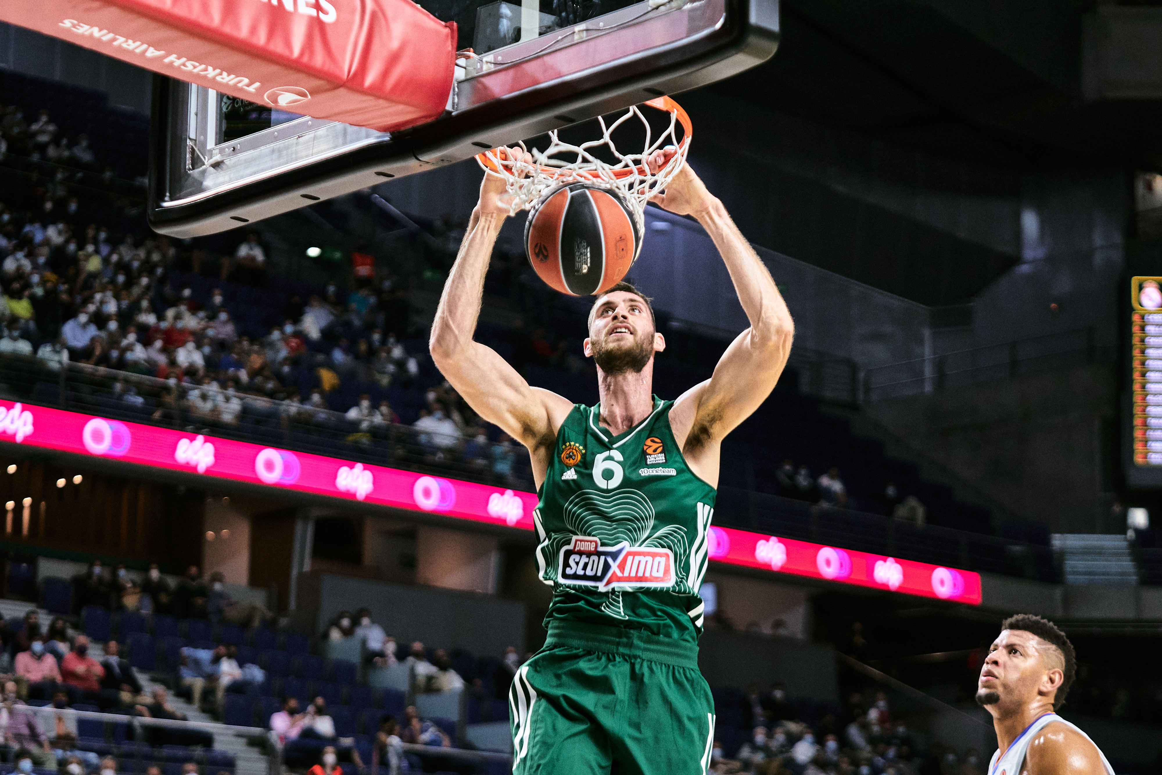 יורגוס פפאיאניס שחקן פנאתינייקוס