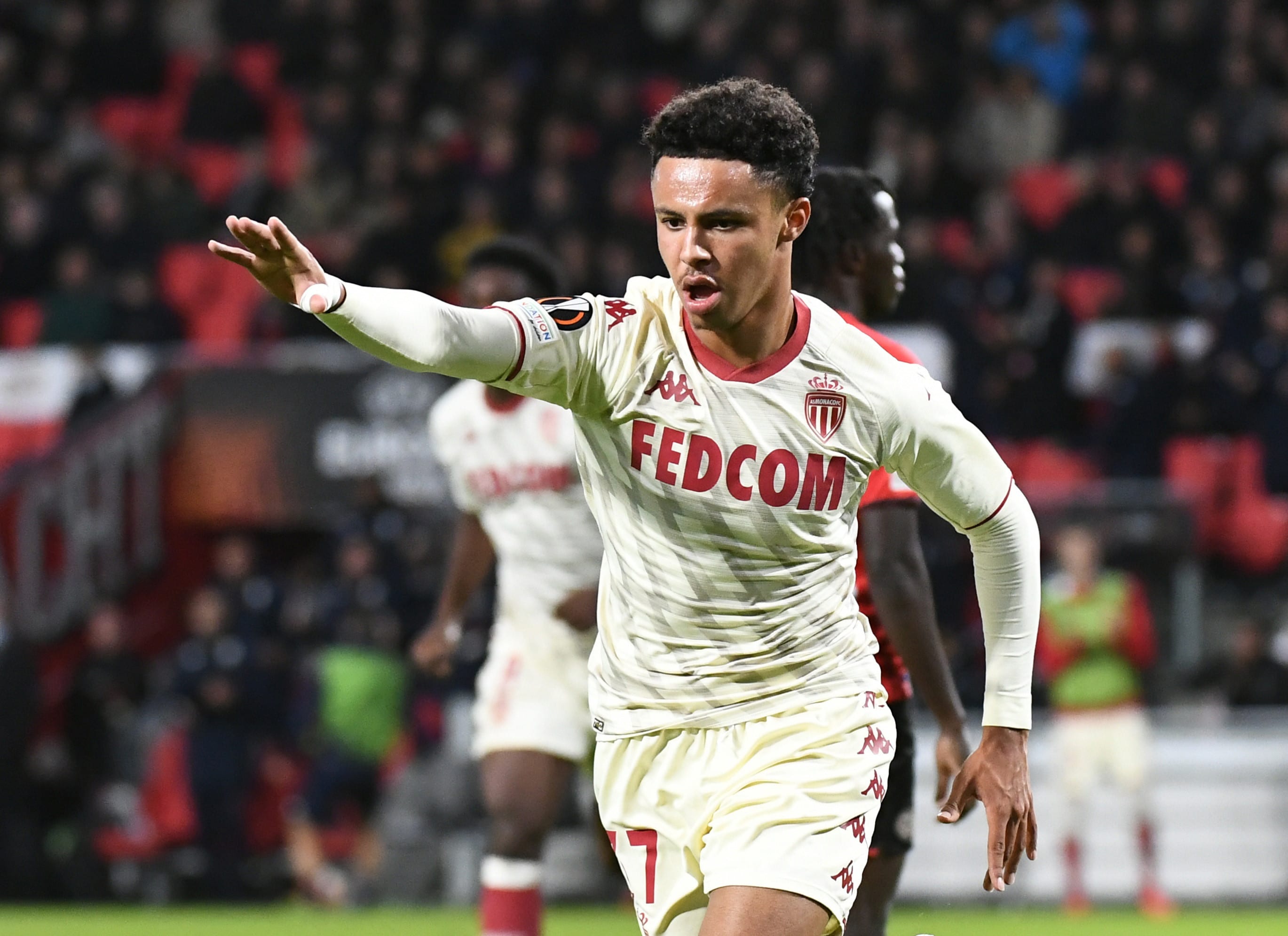 סופיאן דיופ שחקן מונאקו חוגג שער