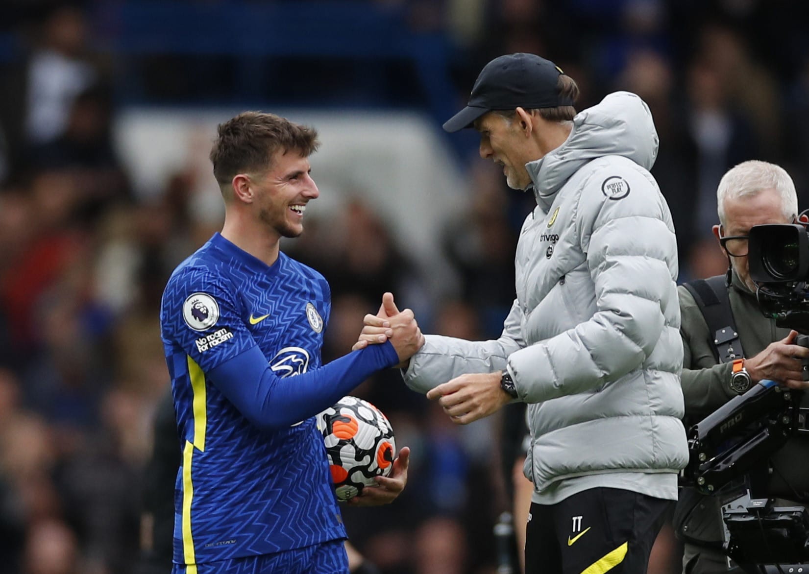 תומאס טוכל מאמן צ'לסי עם מייסון מאונט כובש השלושער