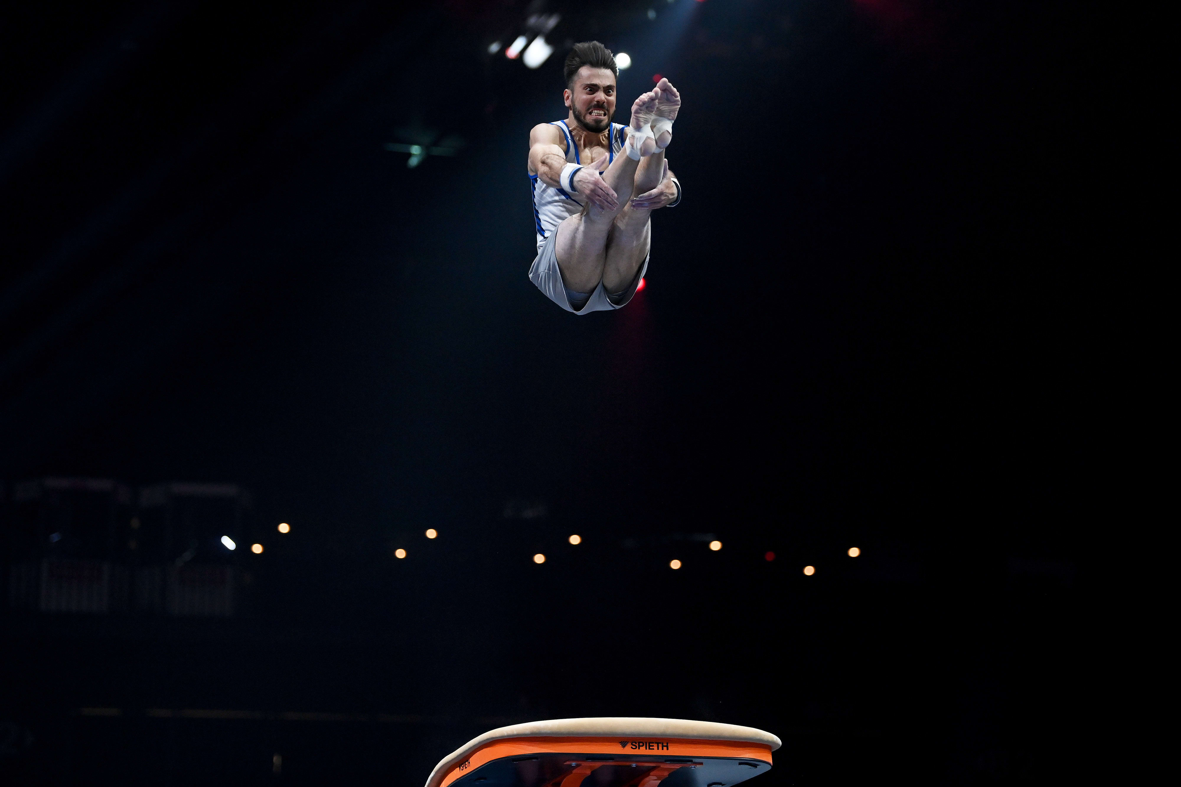 אנדריי מדבדב מתעמל ישראלי