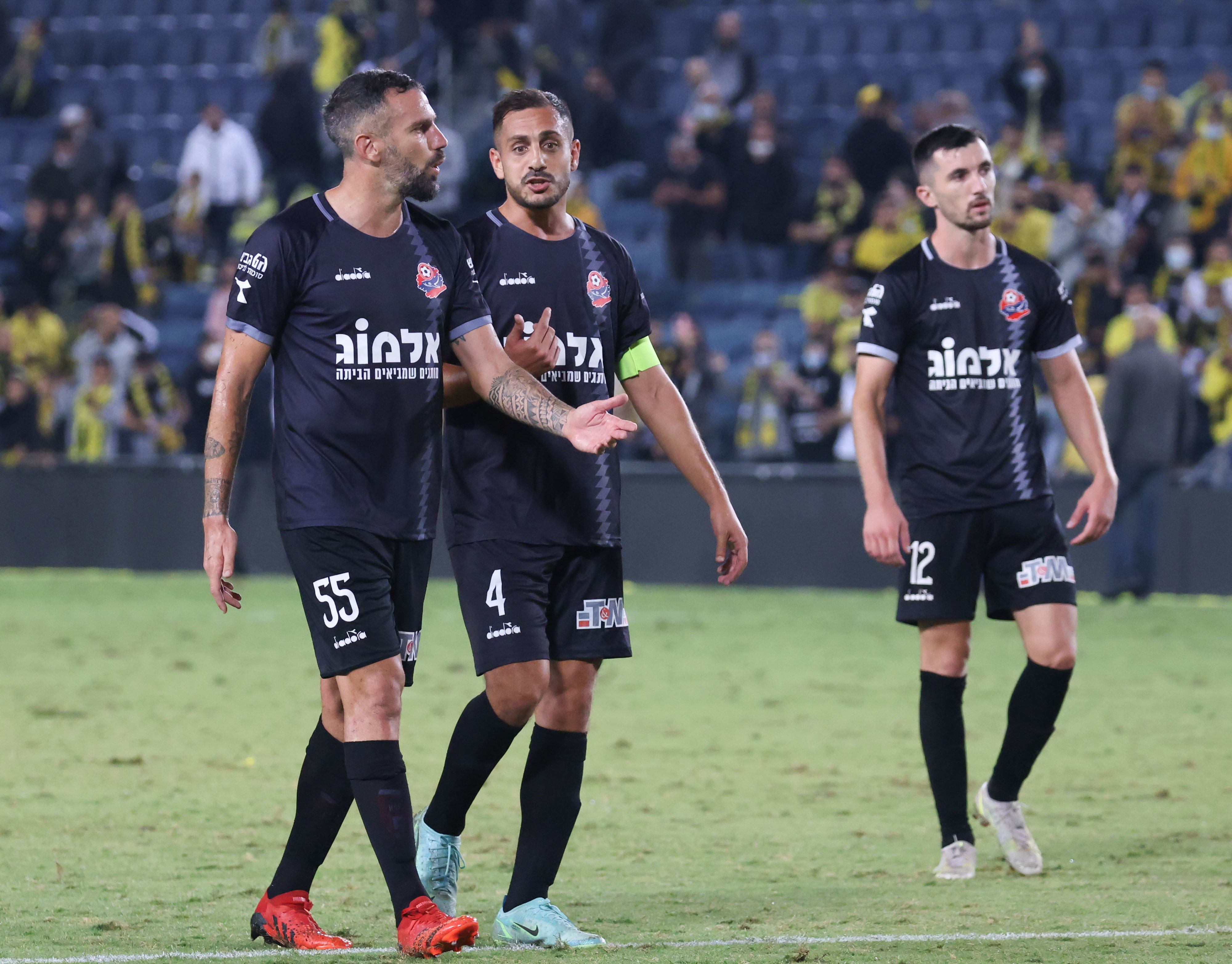 ניסו קפילוטו שחקן הפועל חיפה עם דור מלול