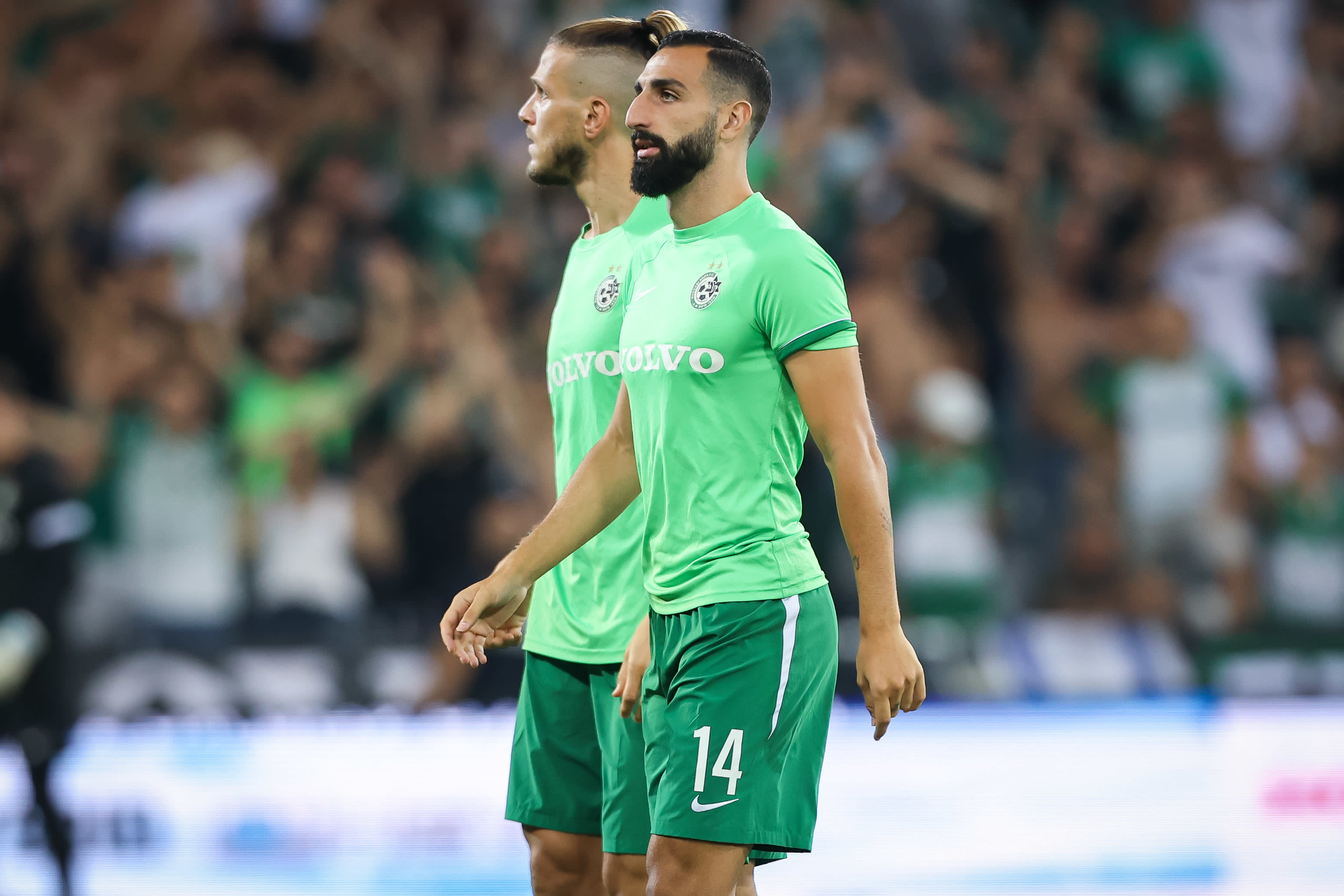 חוסה רודריגס, רמי גרשון שחקני מכבי חיפה בחימום