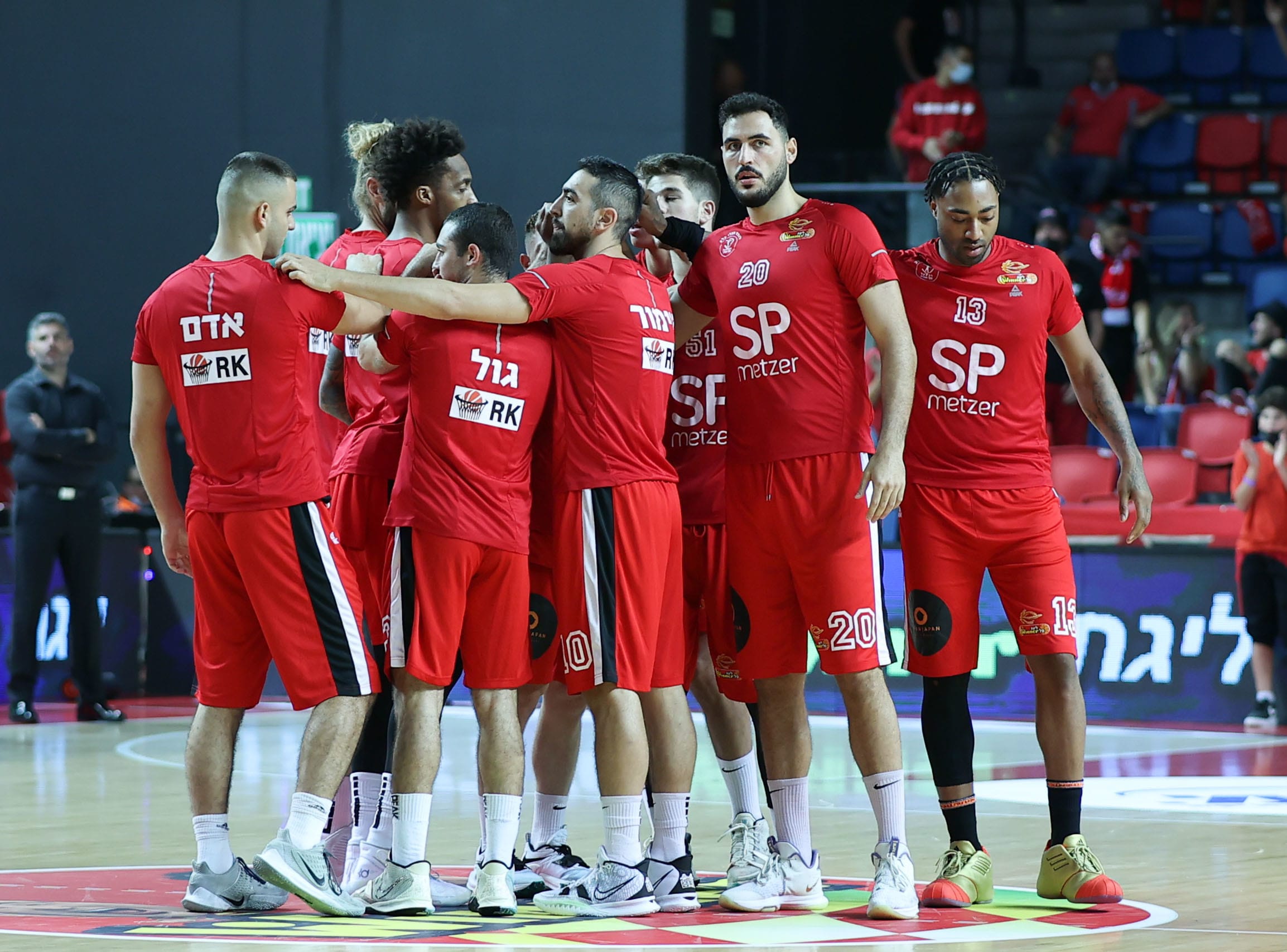 שחקני הפועל תל אביב