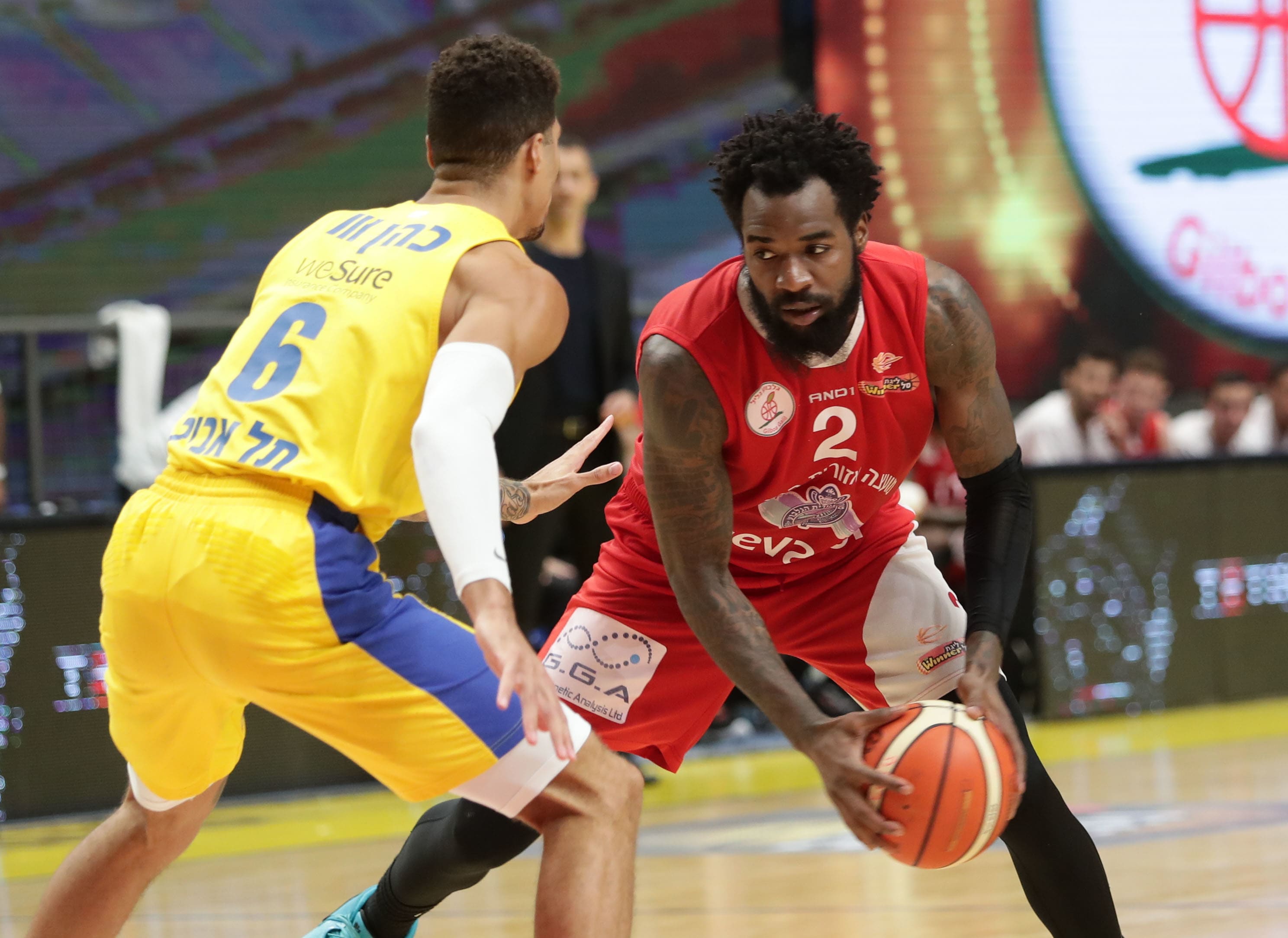 מייקל יאנג שחקן גלבוע/גליל