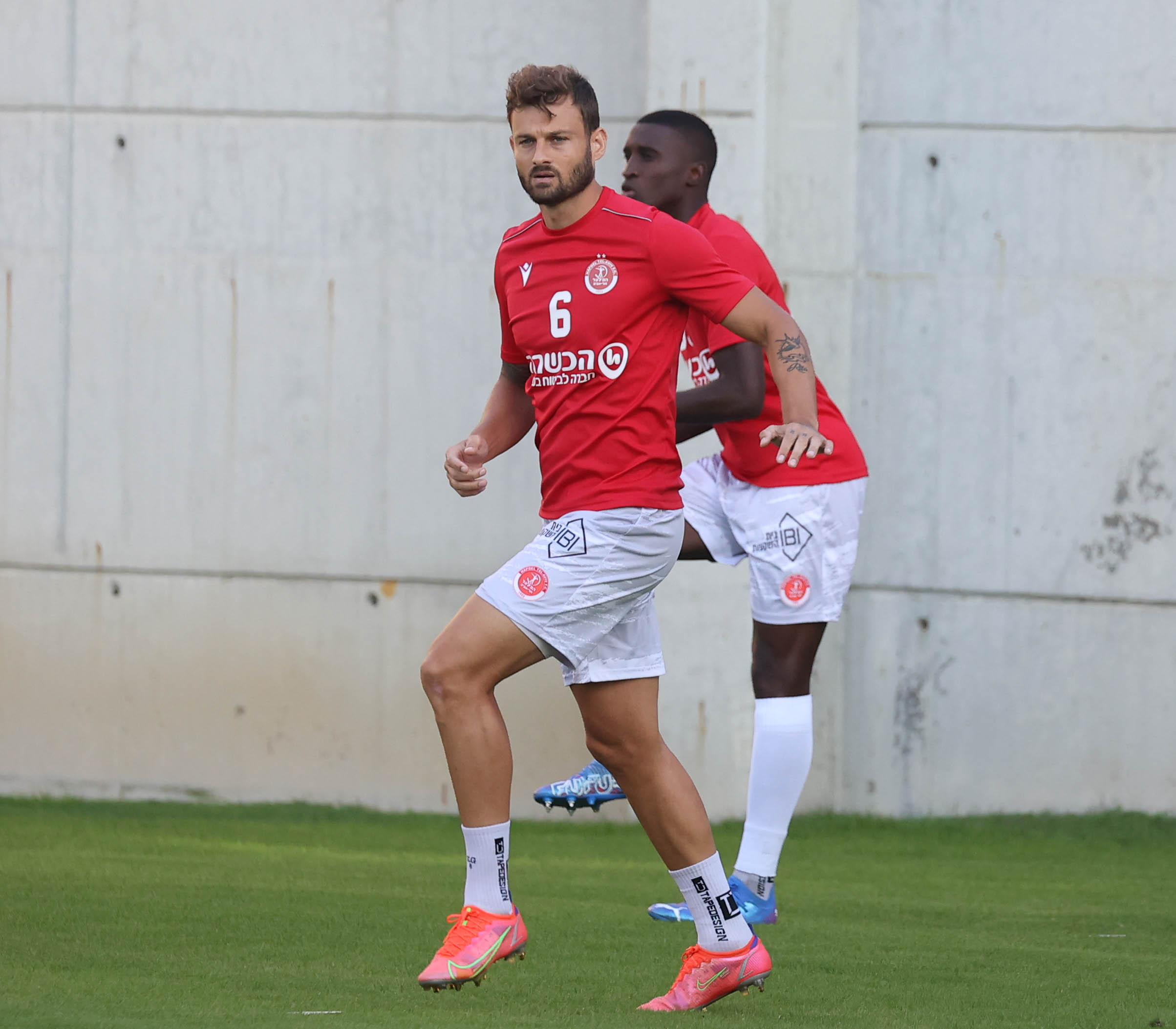 שחקן הפועל תל אביב, אדי גוטליב