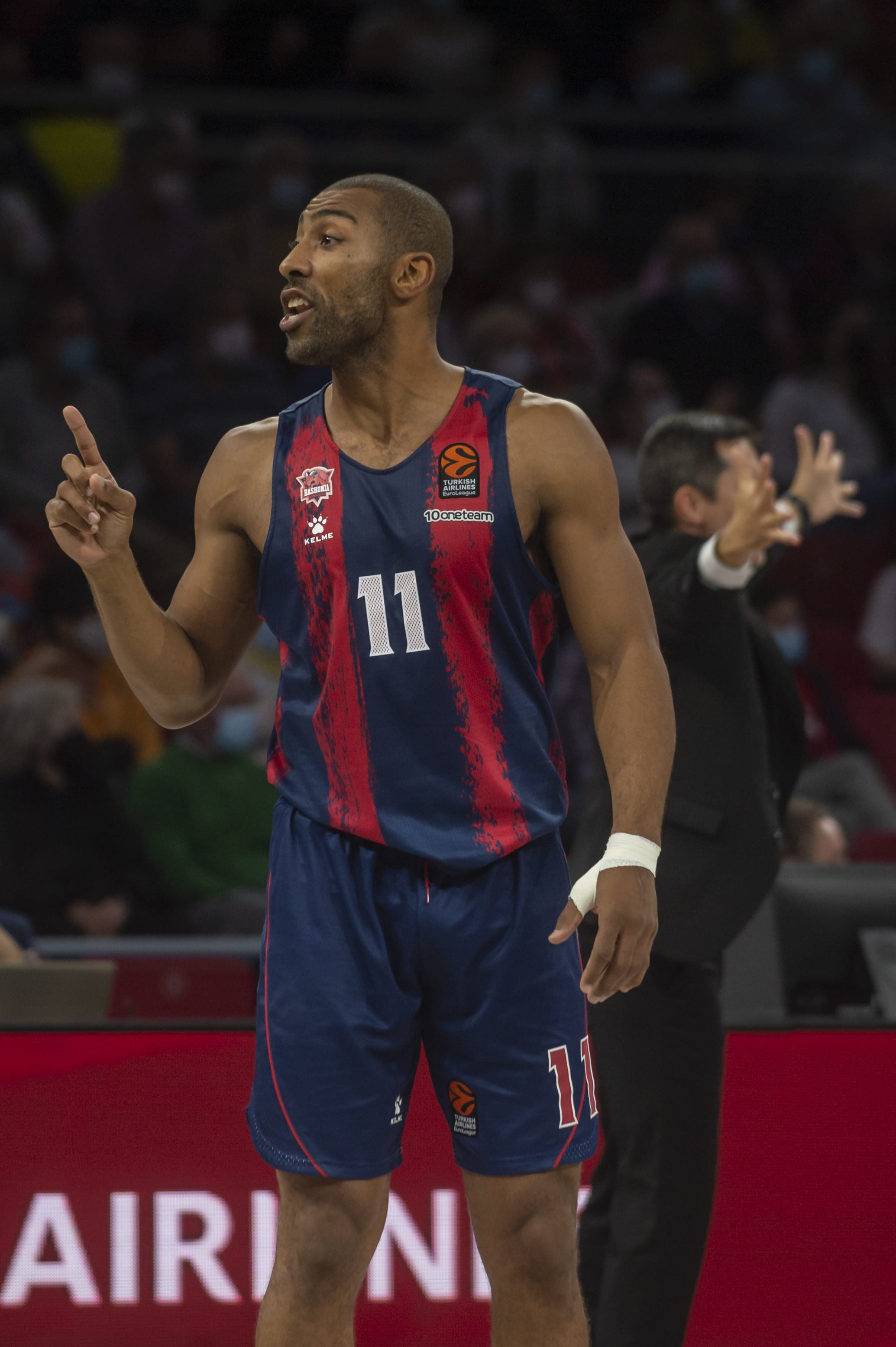 ג'ייסון גריינג'ר שחקן באסקוניה