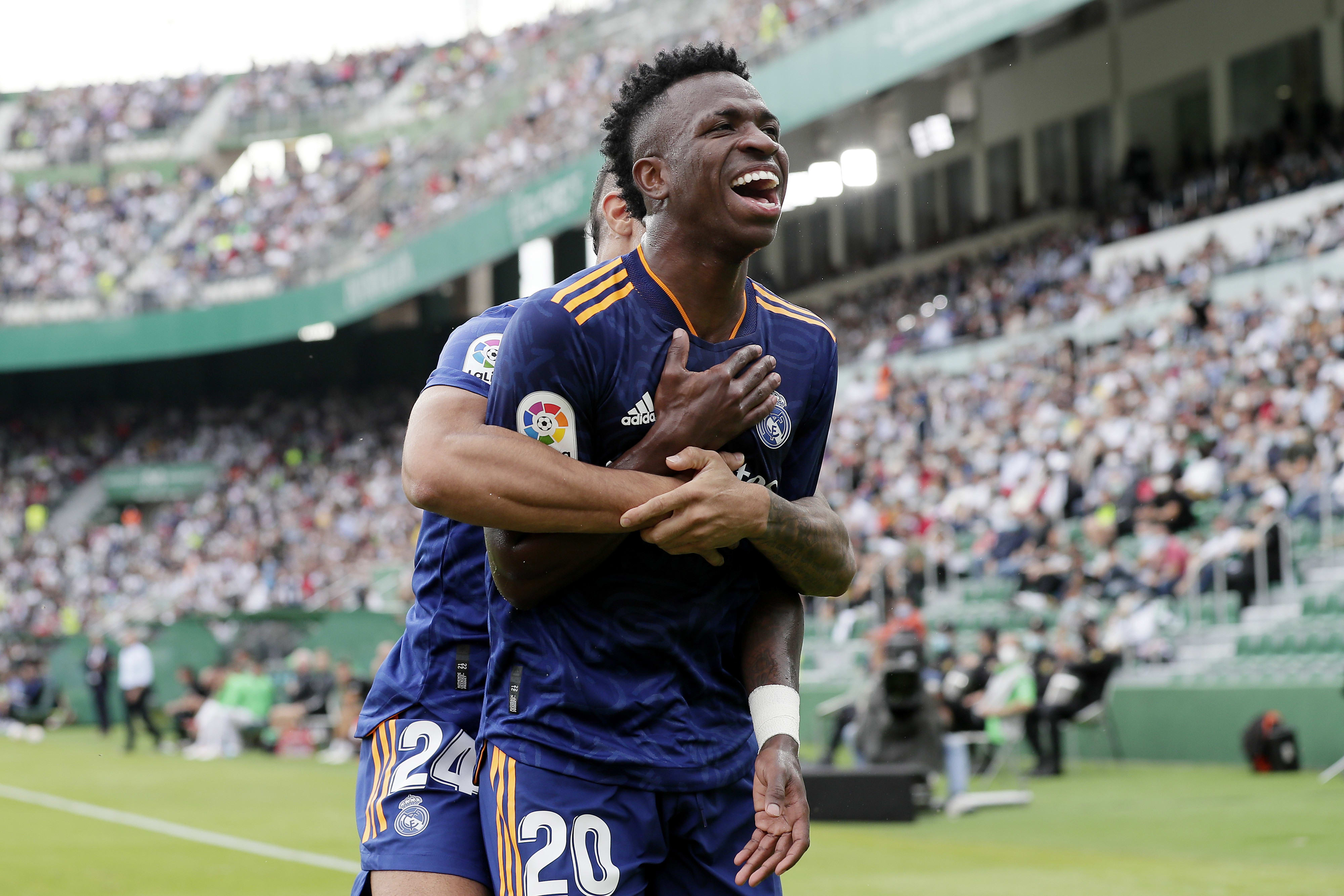 ויניסיוס שחקן ריאל מדריד חוגג שער