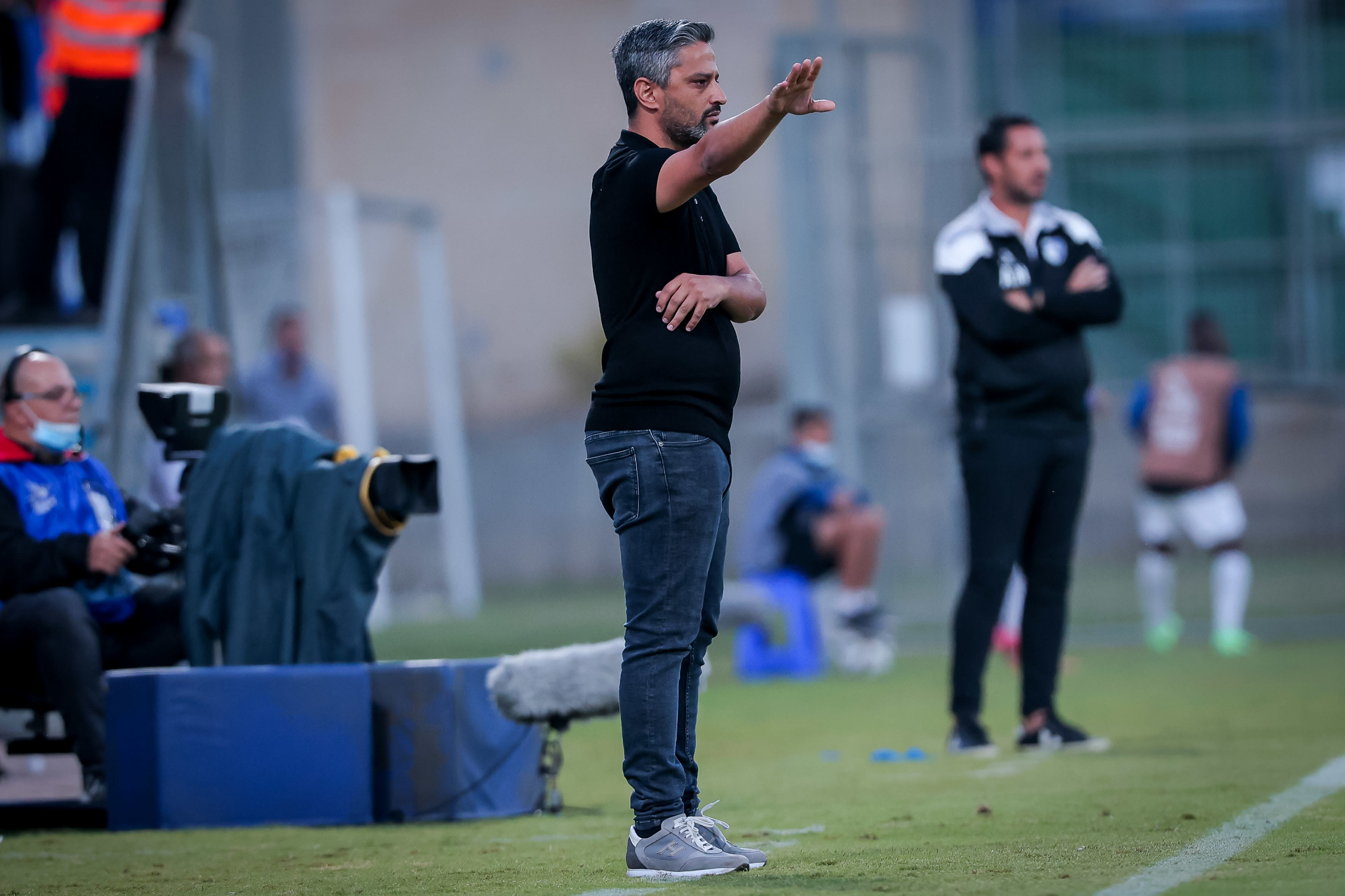 ברק יצחקי, מאמן זמני מכבי תל אביב