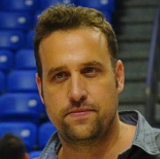 גור מוטולה, מנכ״ל ושותף במשרד ייעוץ התקשורת והאסטרטגיה פאר לוין