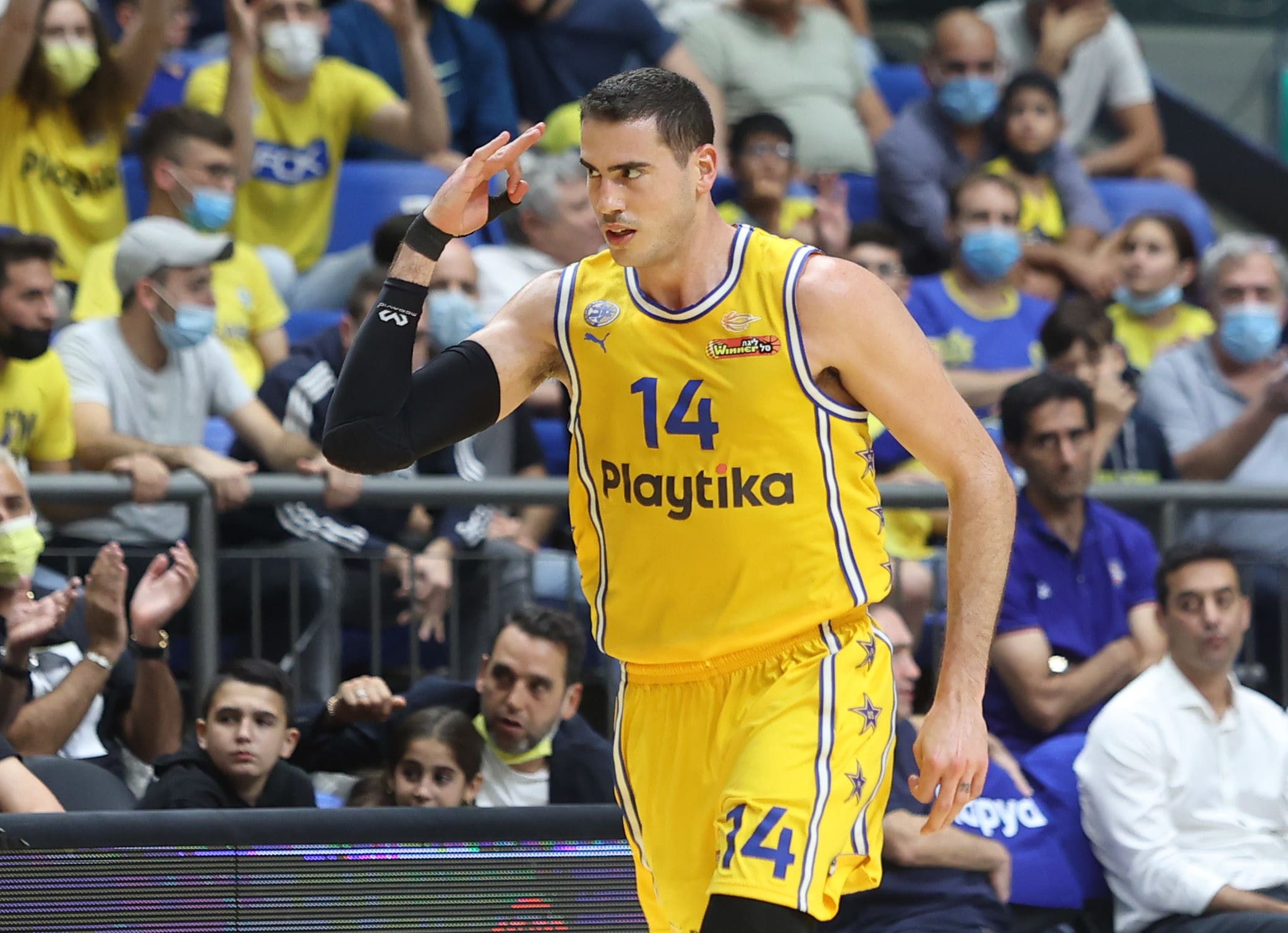 עוז בלייזר, מכבי תל אביב